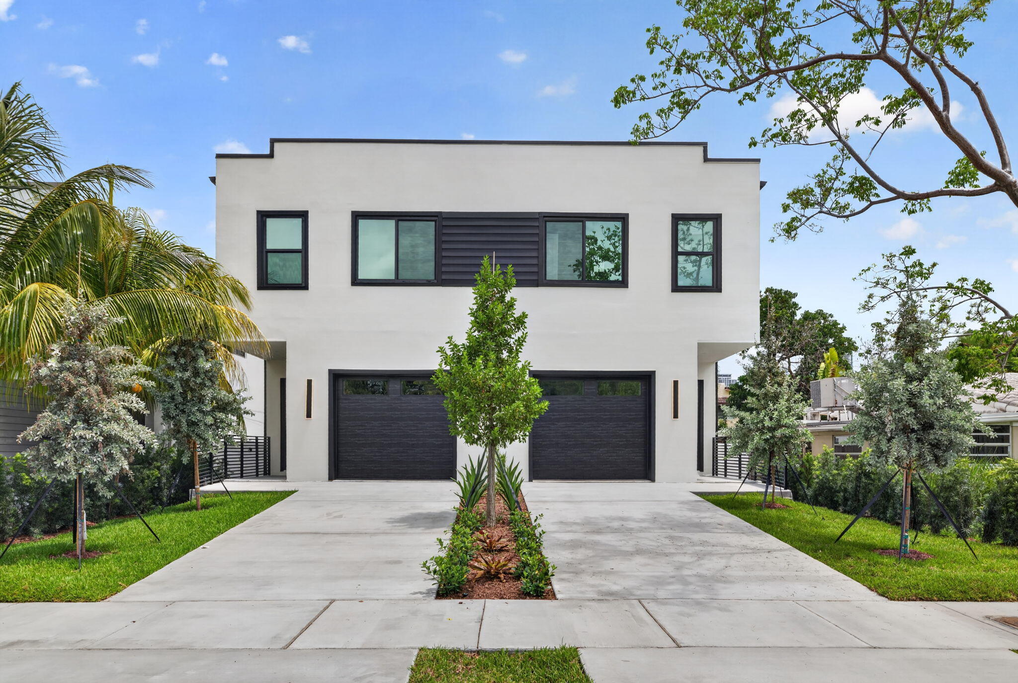 Tarpon River - Residential