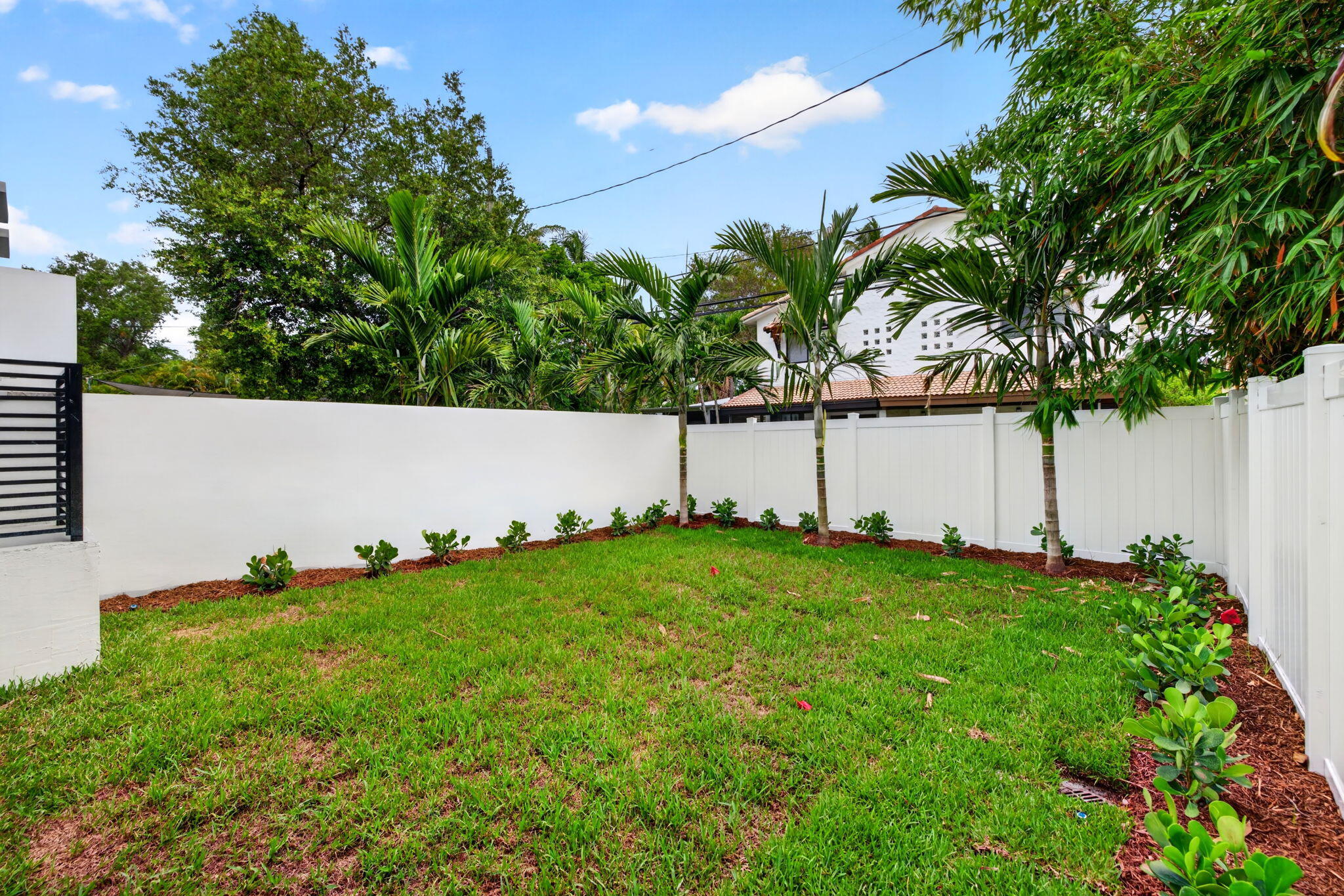 Tarpon River - Residential