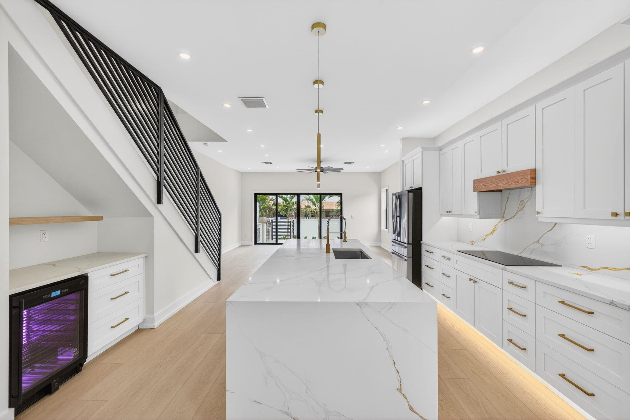Tarpon River - Residential