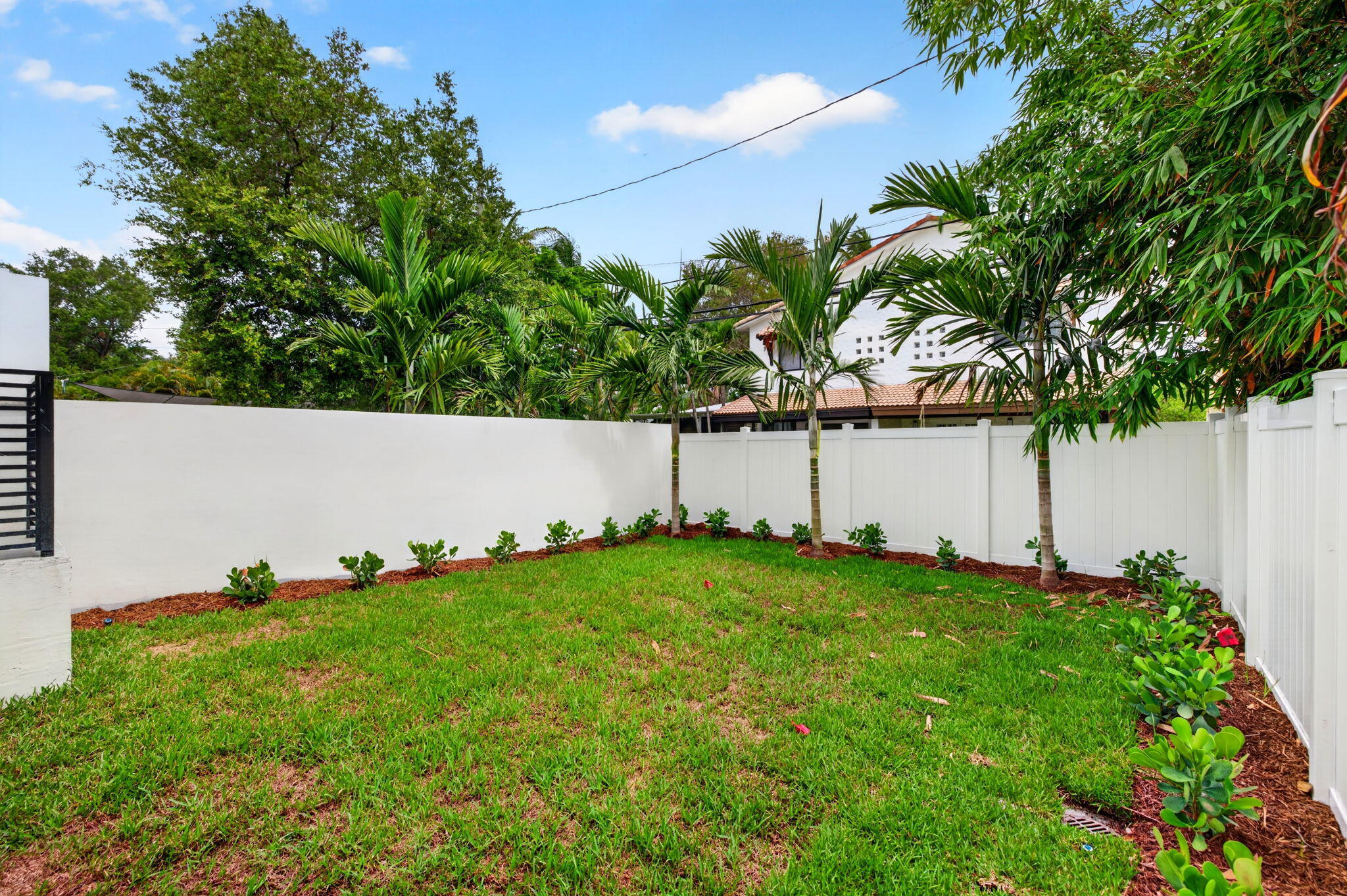 Tarpon River - Residential