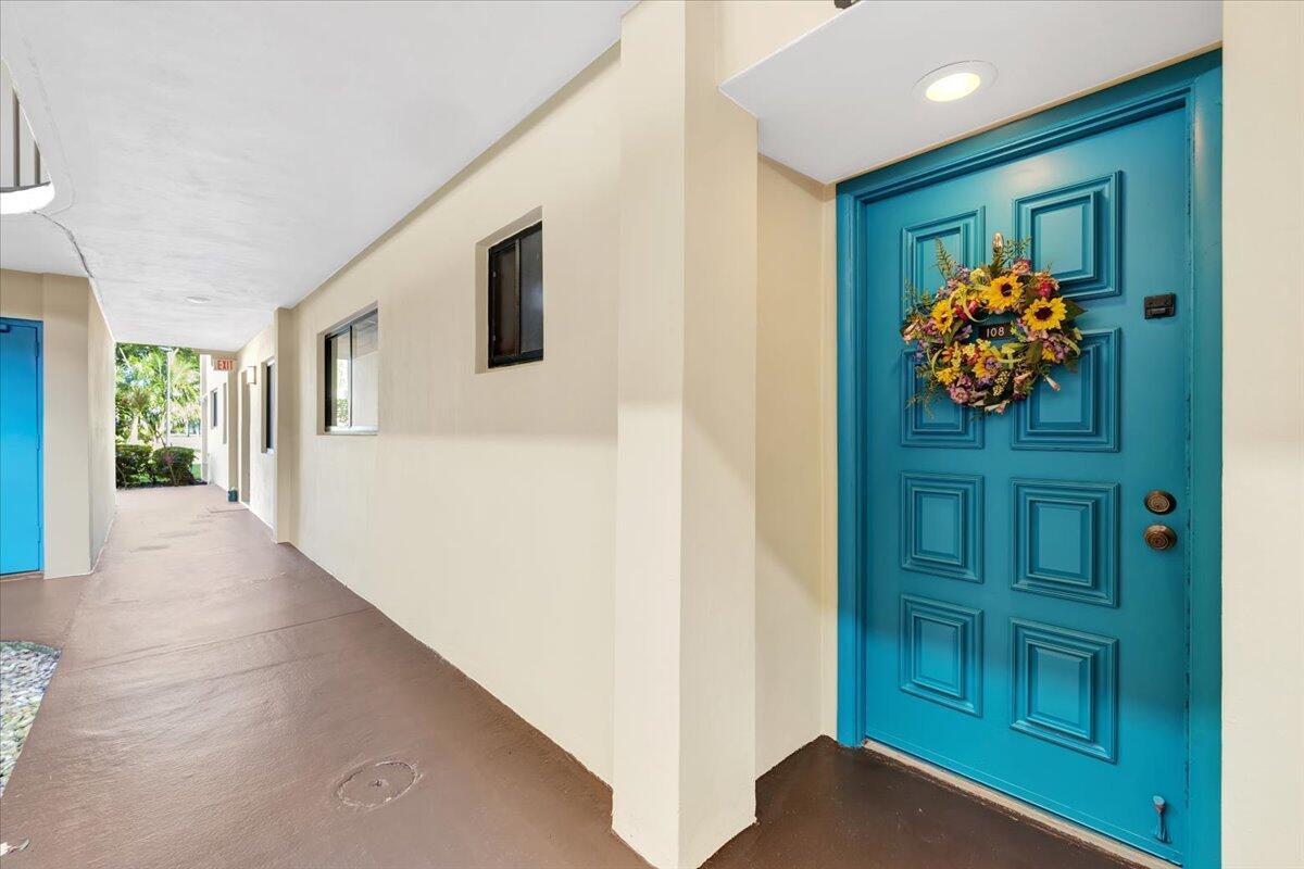 OLIVE LEAF CONDO - Residential