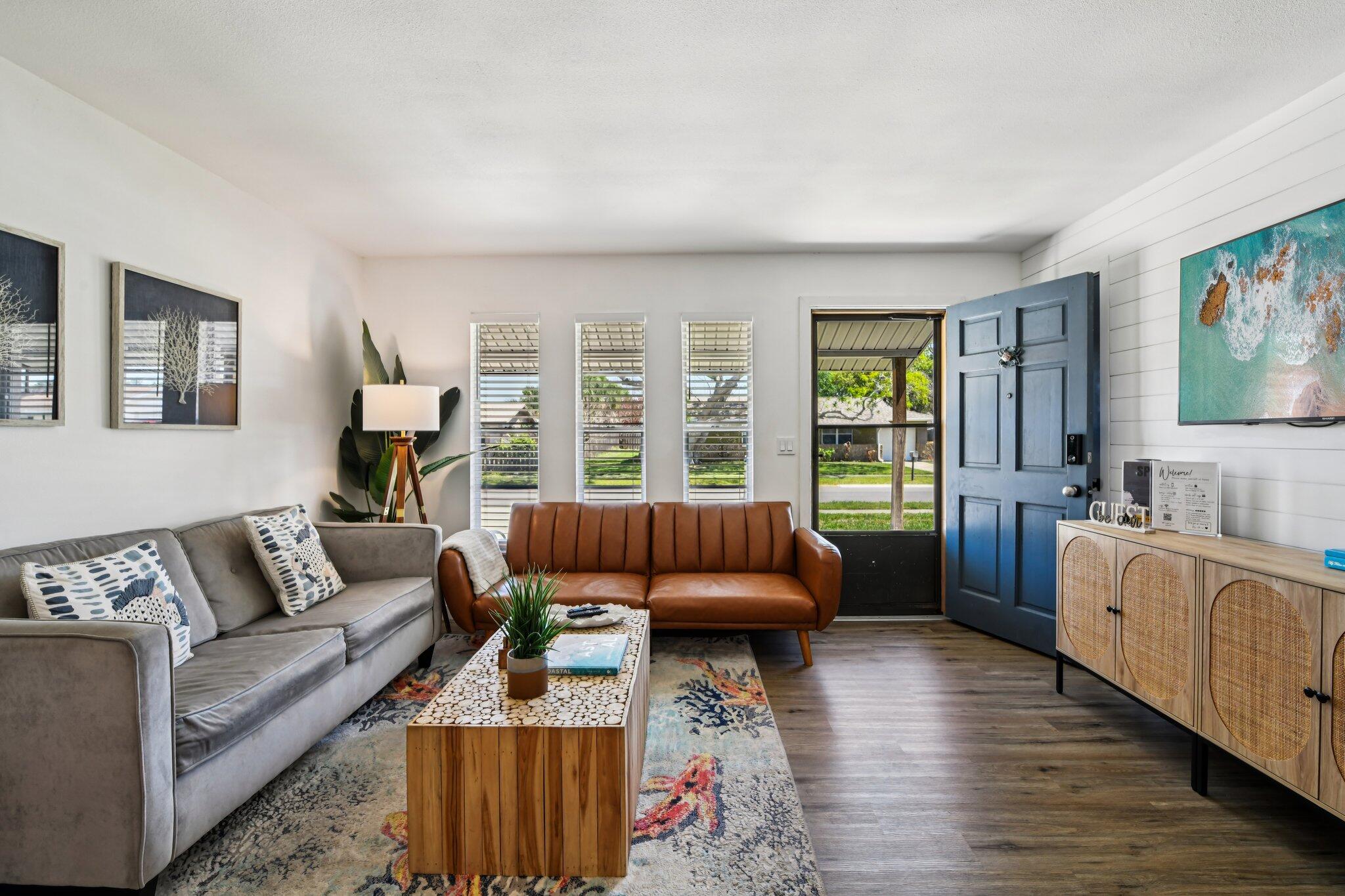 CARLTON GROVES SOUTH UNIT 1 - Residential Lease