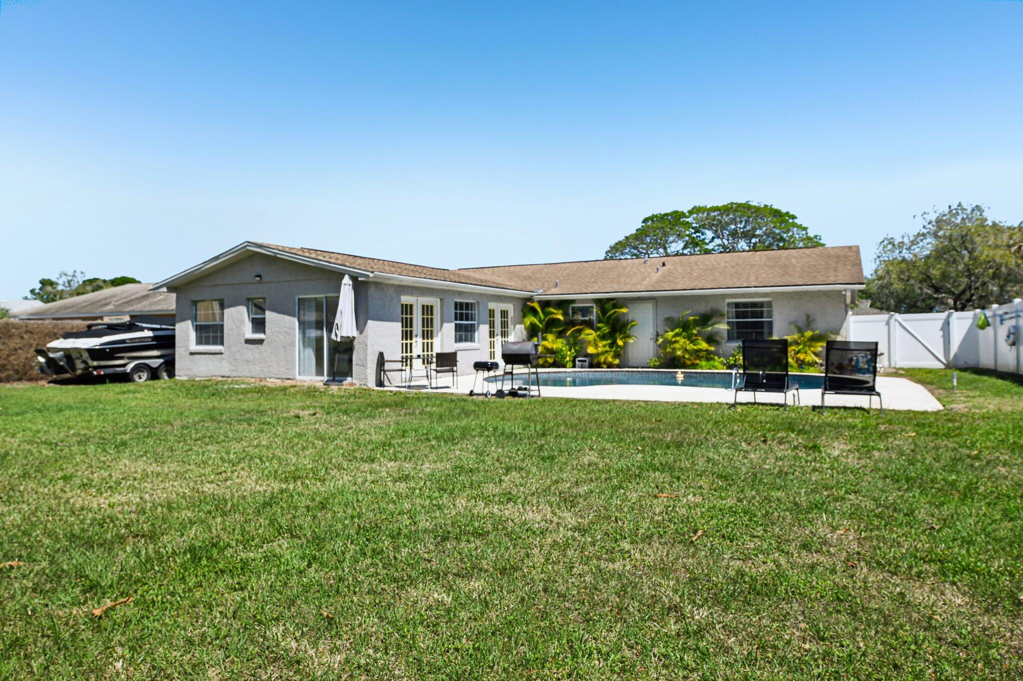 CARLTON GROVES SOUTH UNIT 1 - Residential Lease