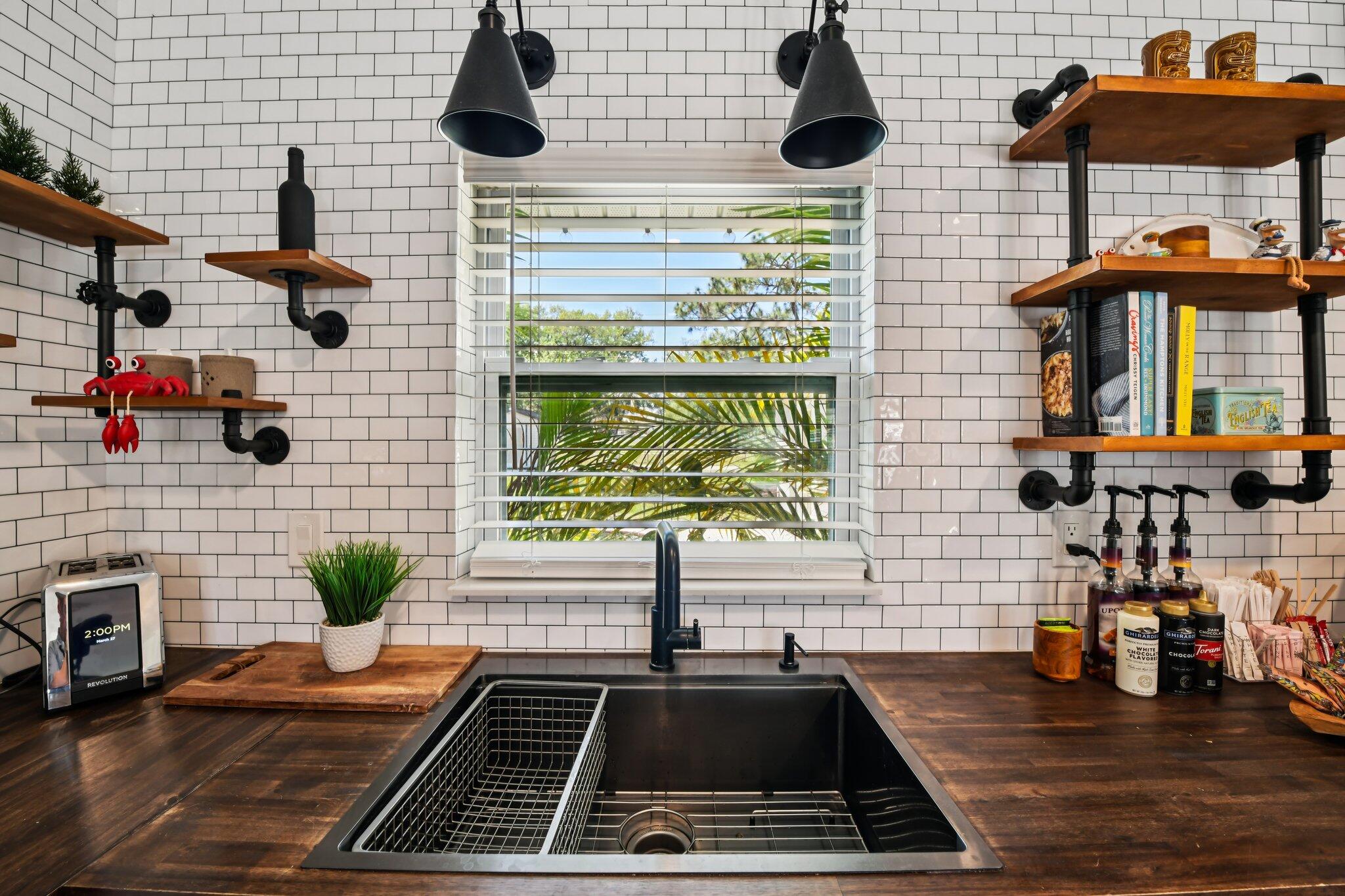 CARLTON GROVES SOUTH UNIT 1 - Residential Lease