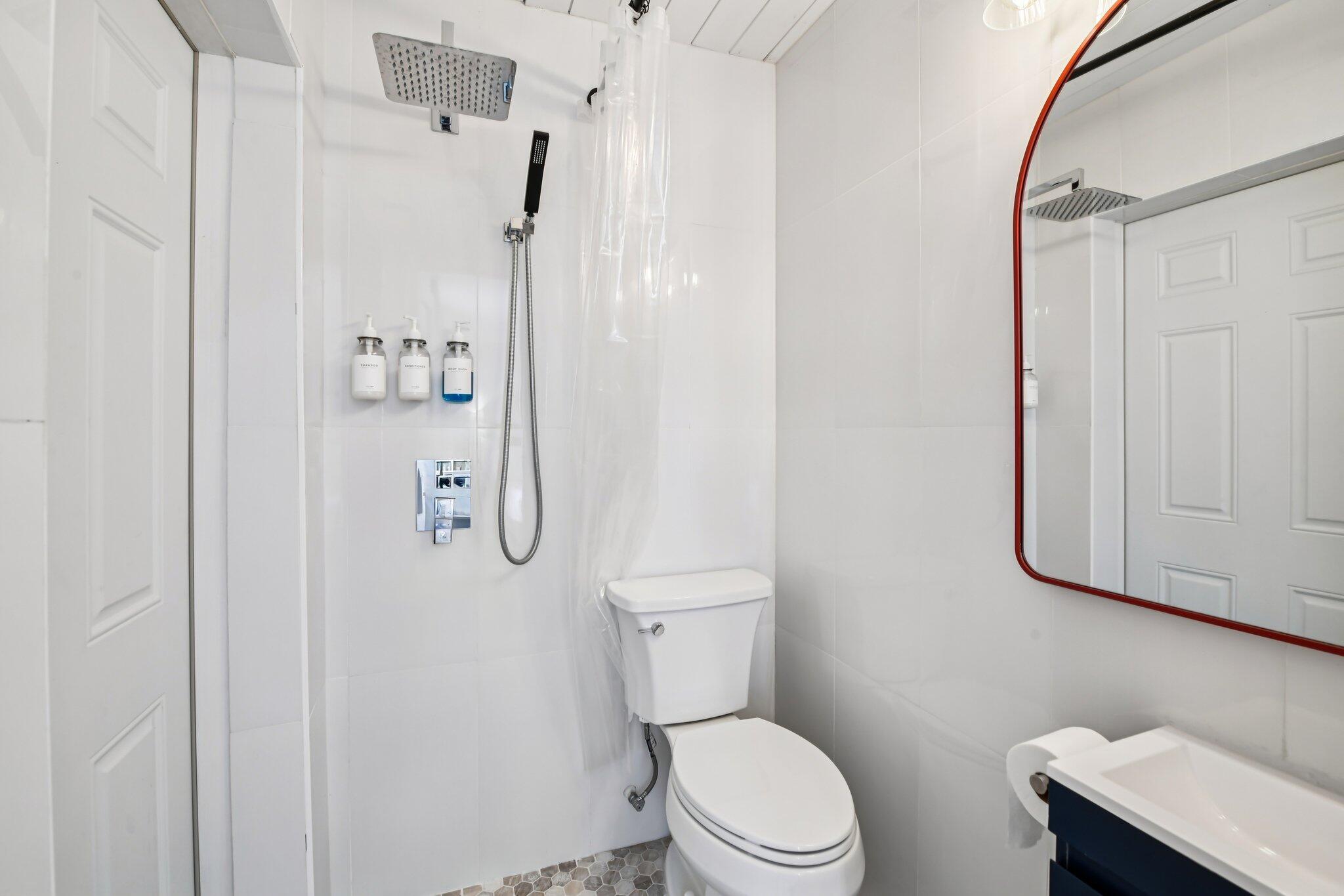 CARLTON GROVES SOUTH UNIT 1 - Residential Lease
