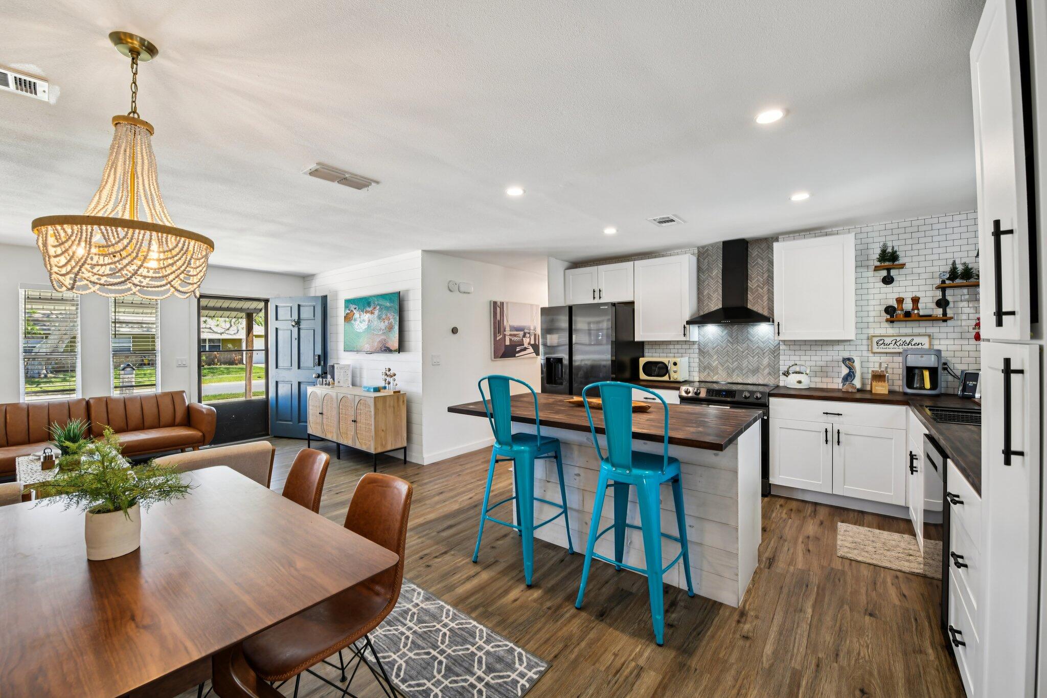 CARLTON GROVES SOUTH UNIT 1 - Residential Lease