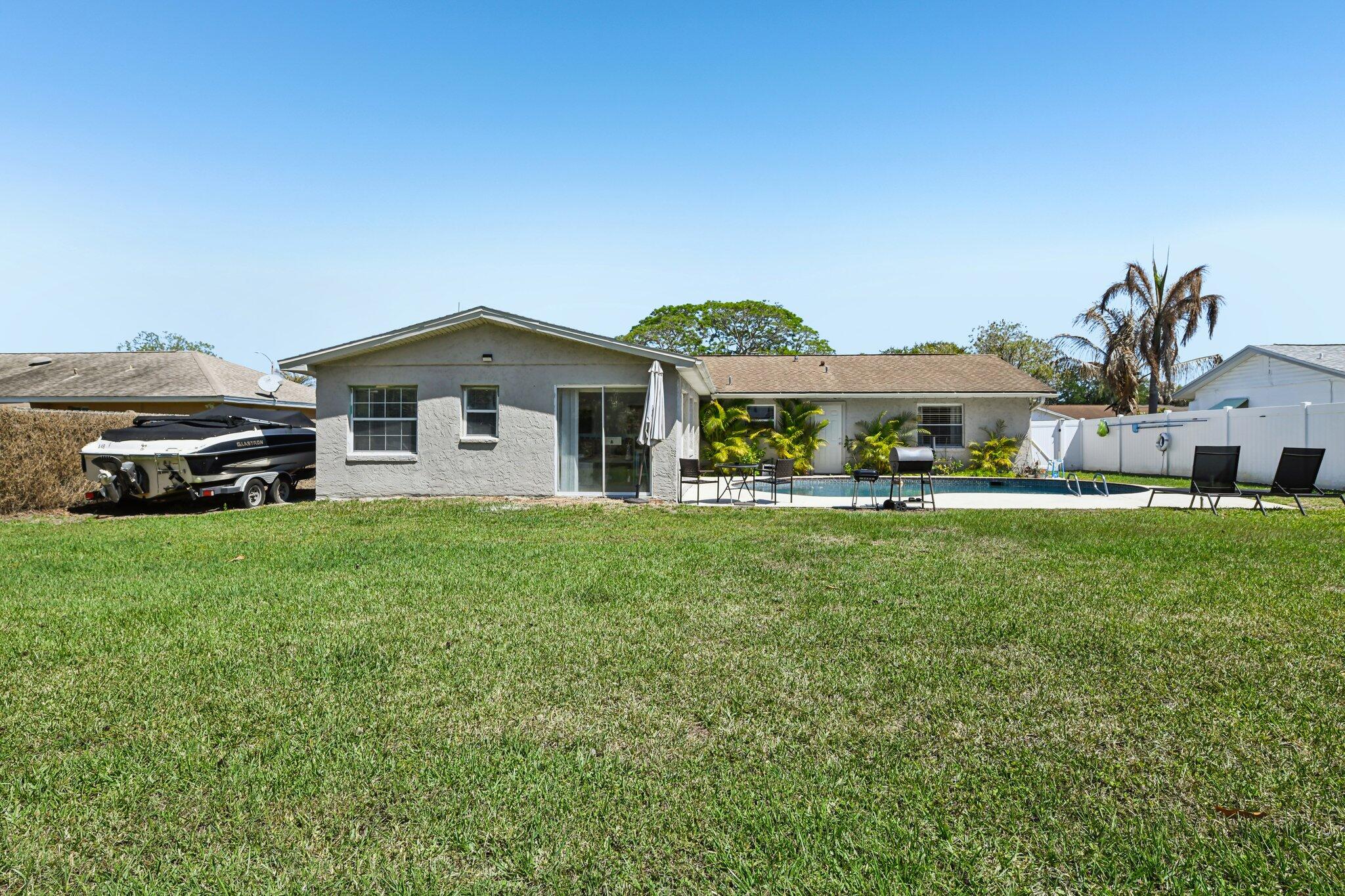 CARLTON GROVES SOUTH UNIT 1 - Residential Lease