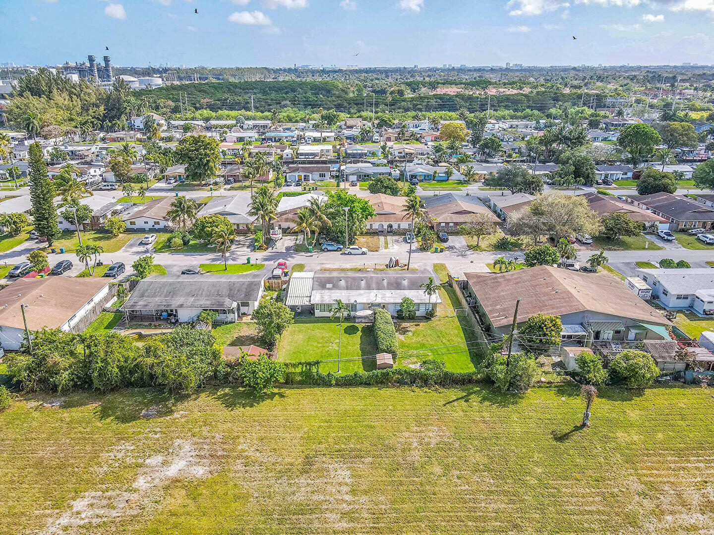 GOLD COAST TWIN VILLAS WEST - Residential Income