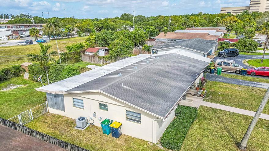 GOLD COAST TWIN VILLAS WEST - Residential Income