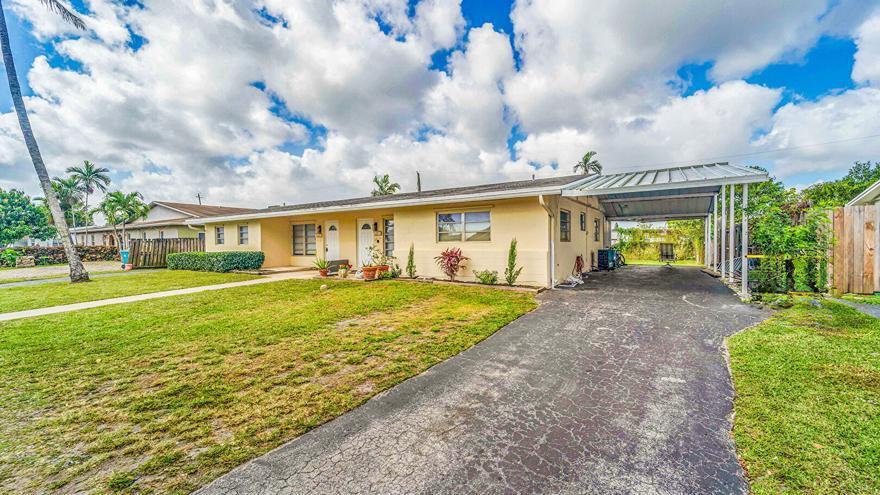 GOLD COAST TWIN VILLAS WEST - Residential Income