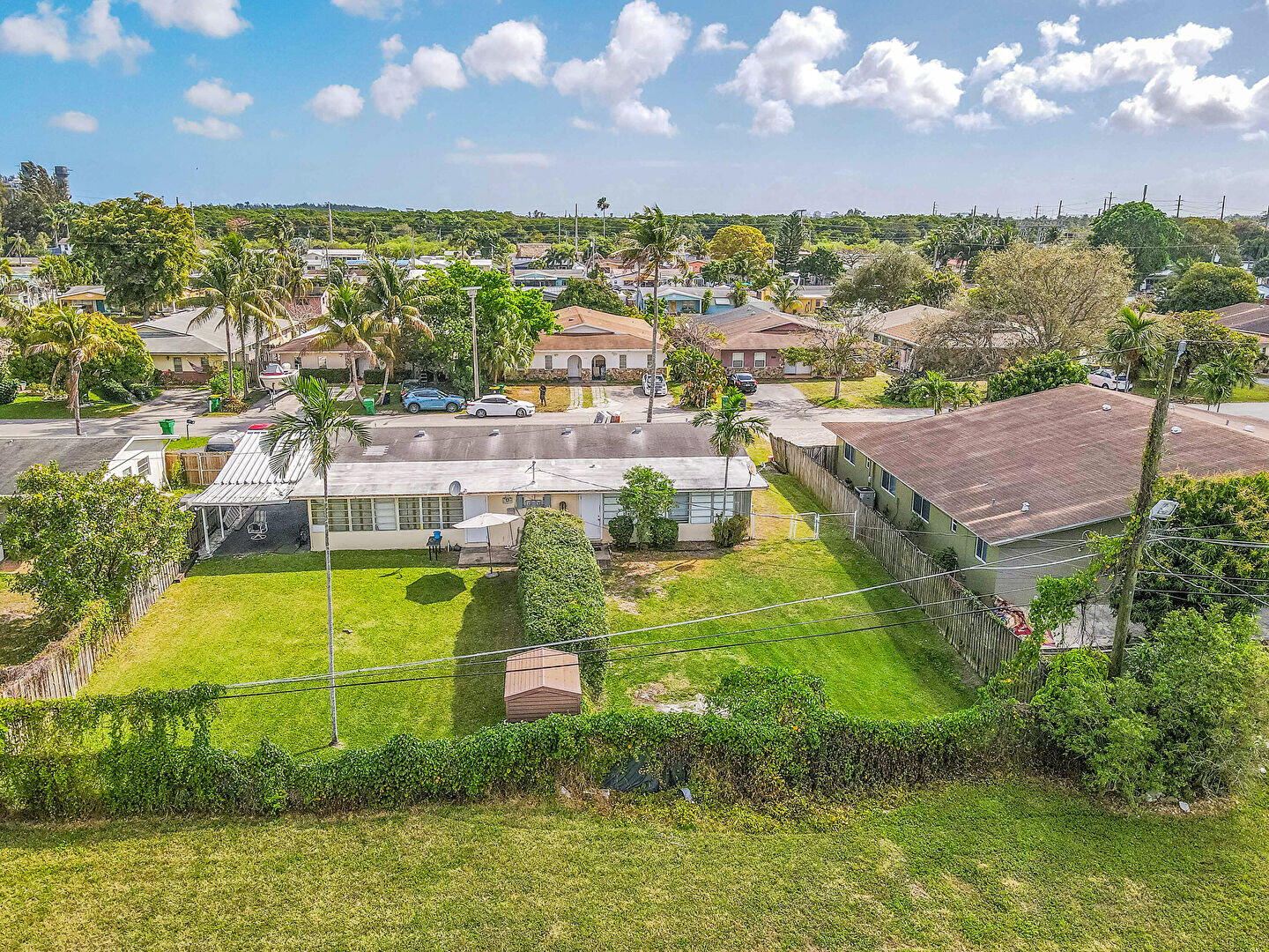 GOLD COAST TWIN VILLAS WEST - Residential Income
