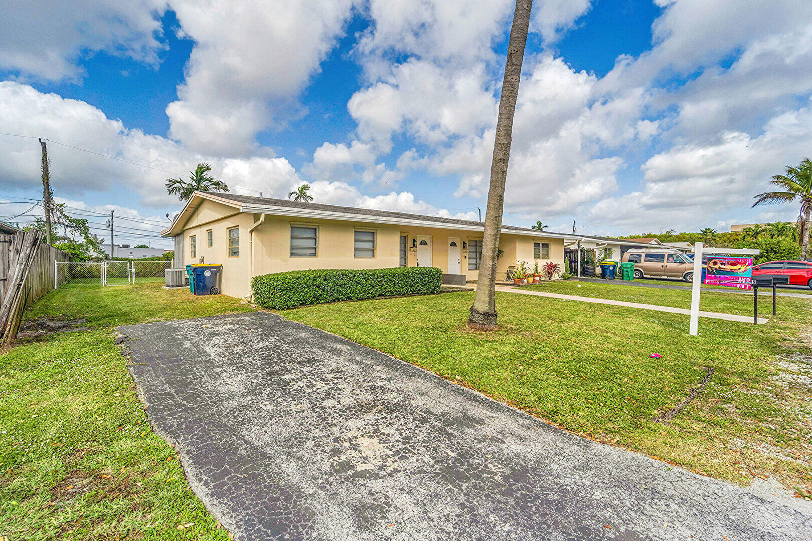 GOLD COAST TWIN VILLAS WEST - Residential Income
