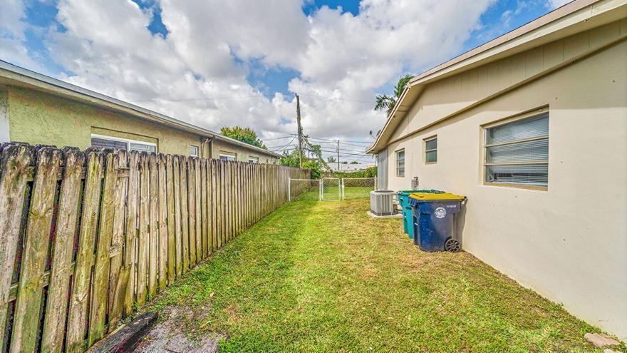 GOLD COAST TWIN VILLAS WEST - Residential Income
