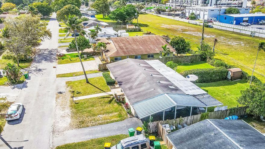 GOLD COAST TWIN VILLAS WEST - Residential Income