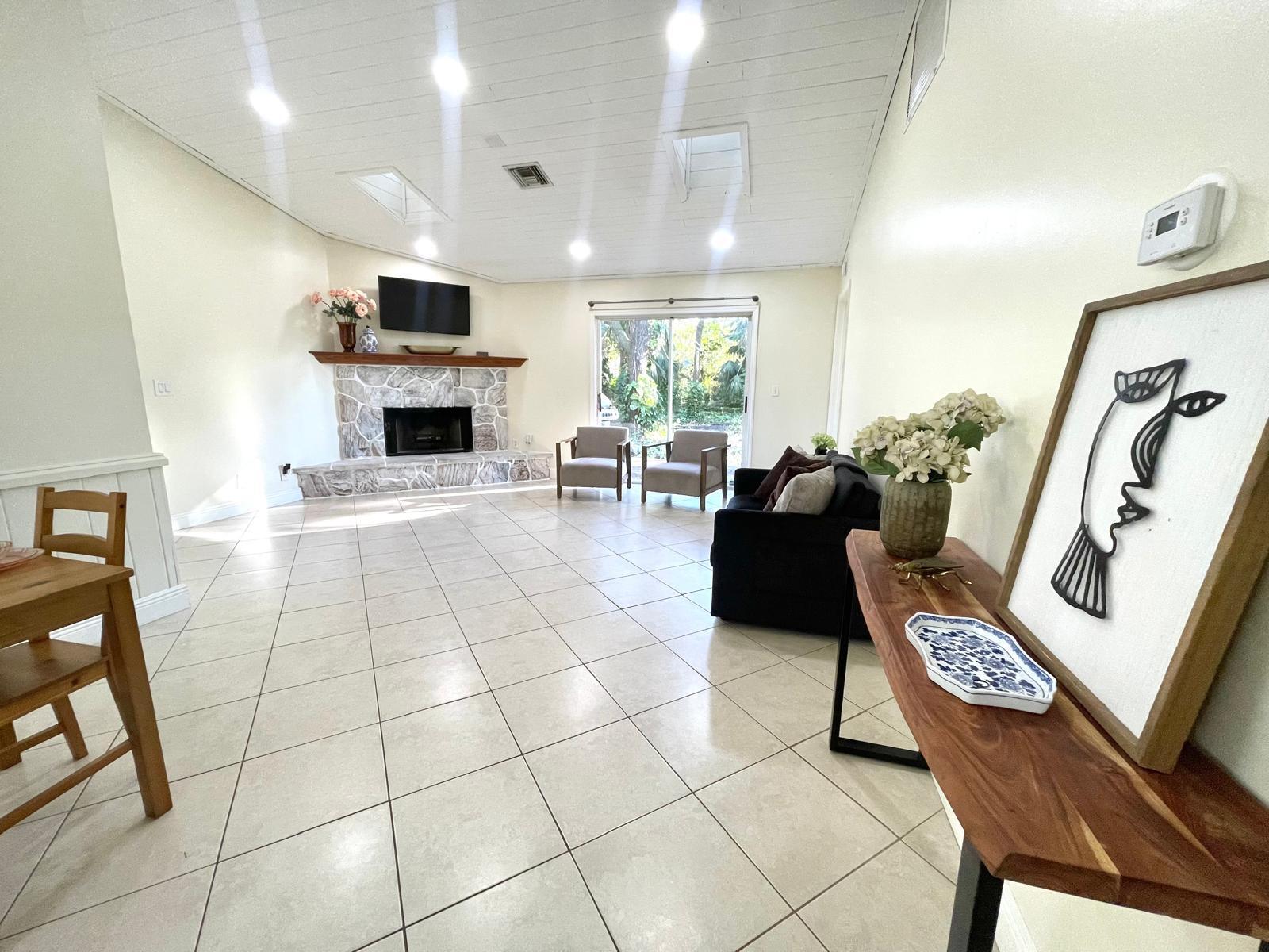 Acreage & Unrec - Residential