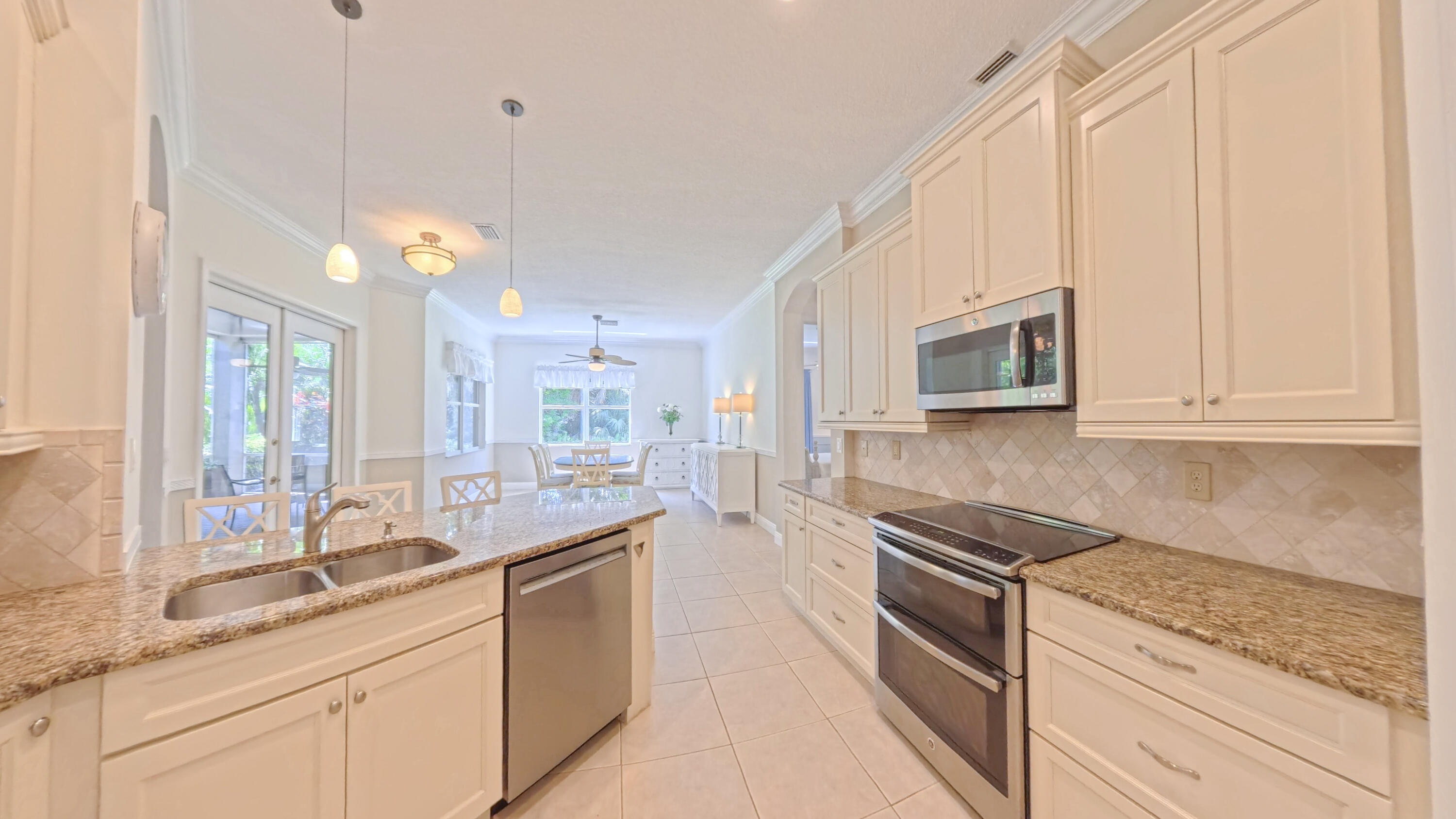 LAKE FOREST AT ST LUCIE WEST PHASE 3 - Residential
