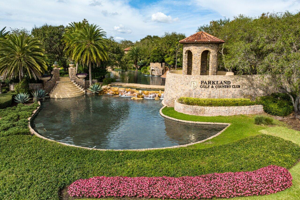 PARKLAND GOLF & COUNTRY CLUB - Residential Lease