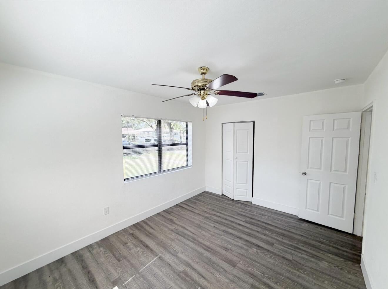 TAYLOR MANOR - Residential Lease