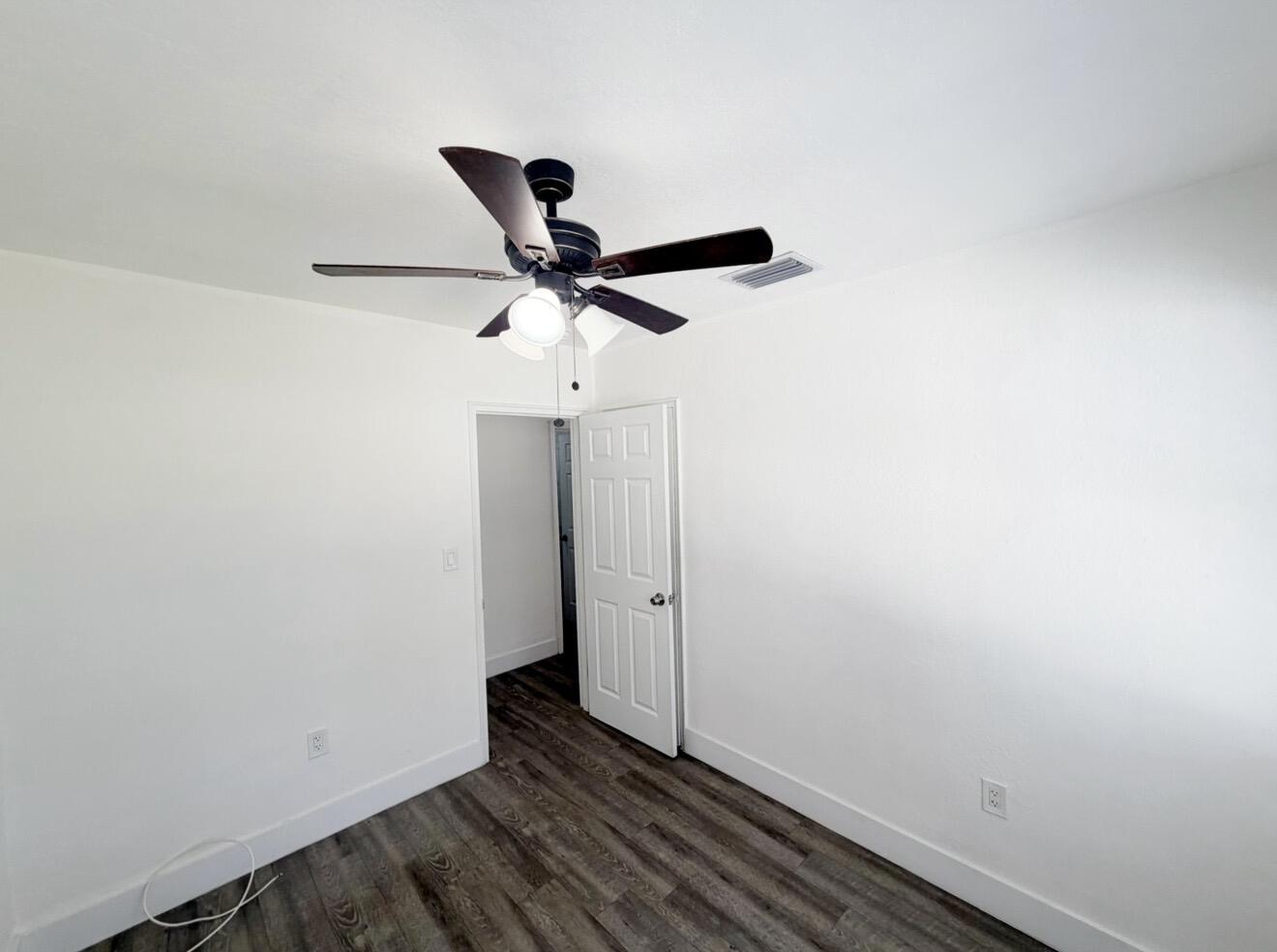 TAYLOR MANOR - Residential Lease