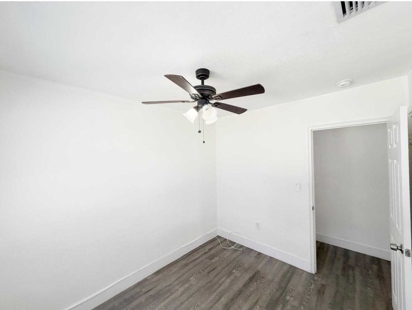 TAYLOR MANOR - Residential Lease