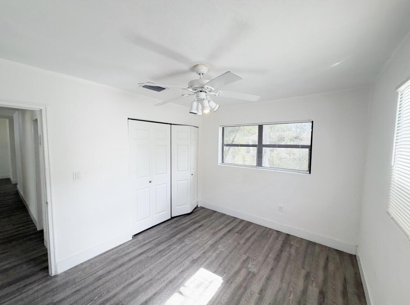 TAYLOR MANOR - Residential Lease