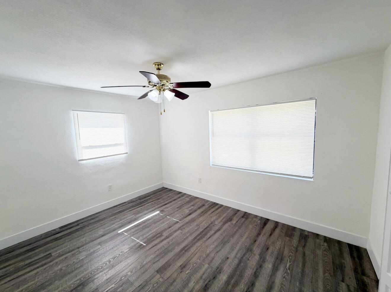 TAYLOR MANOR - Residential Lease