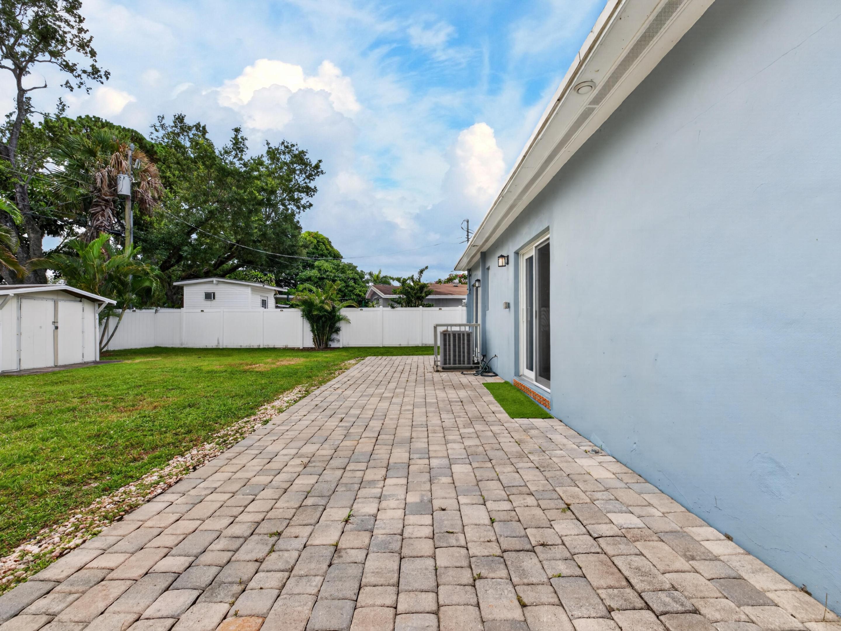 WOODLAND PARK AMD PLAT - Residential