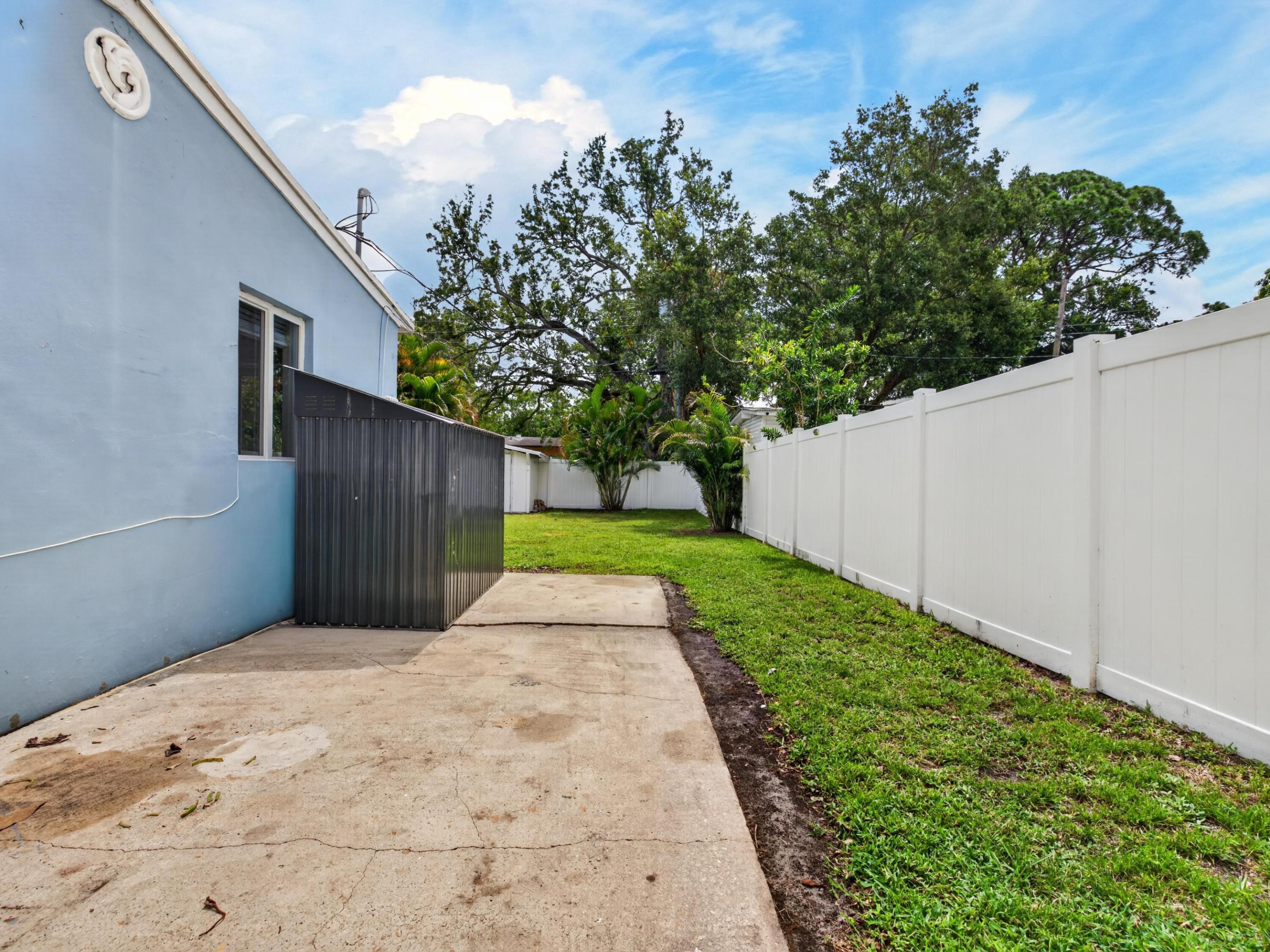 WOODLAND PARK AMD PLAT - Residential