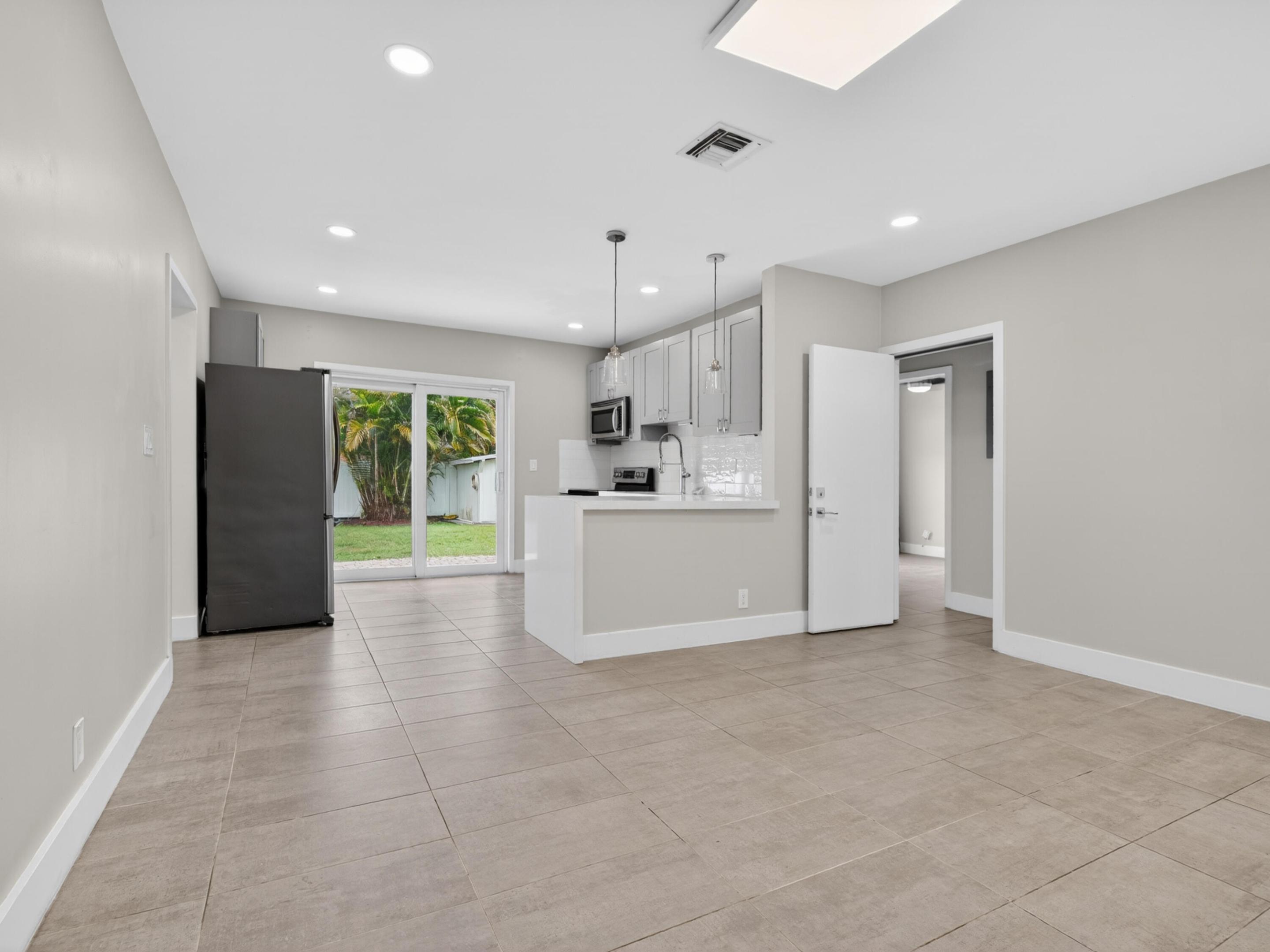 WOODLAND PARK AMD PLAT - Residential