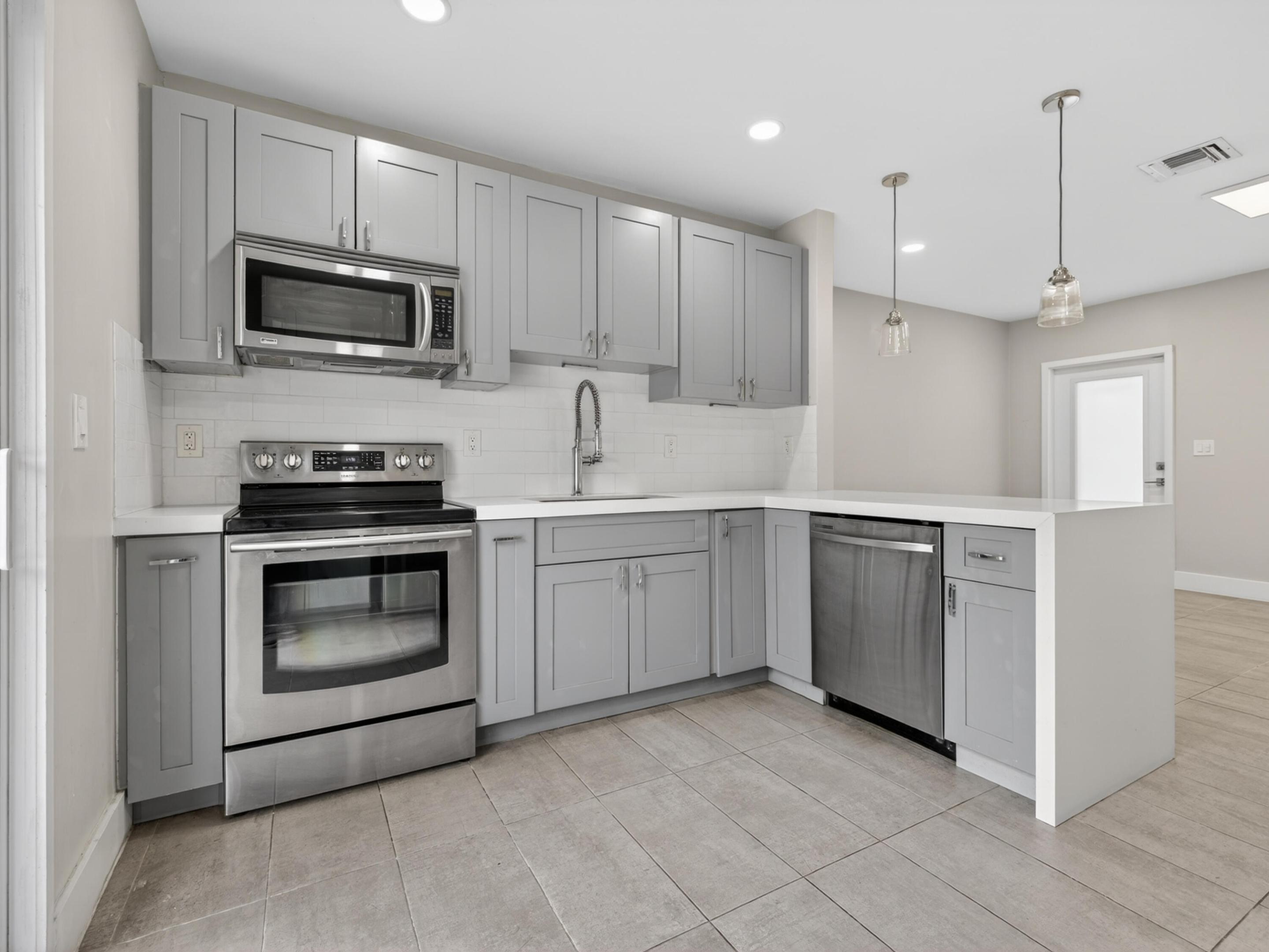 WOODLAND PARK AMD PLAT - Residential