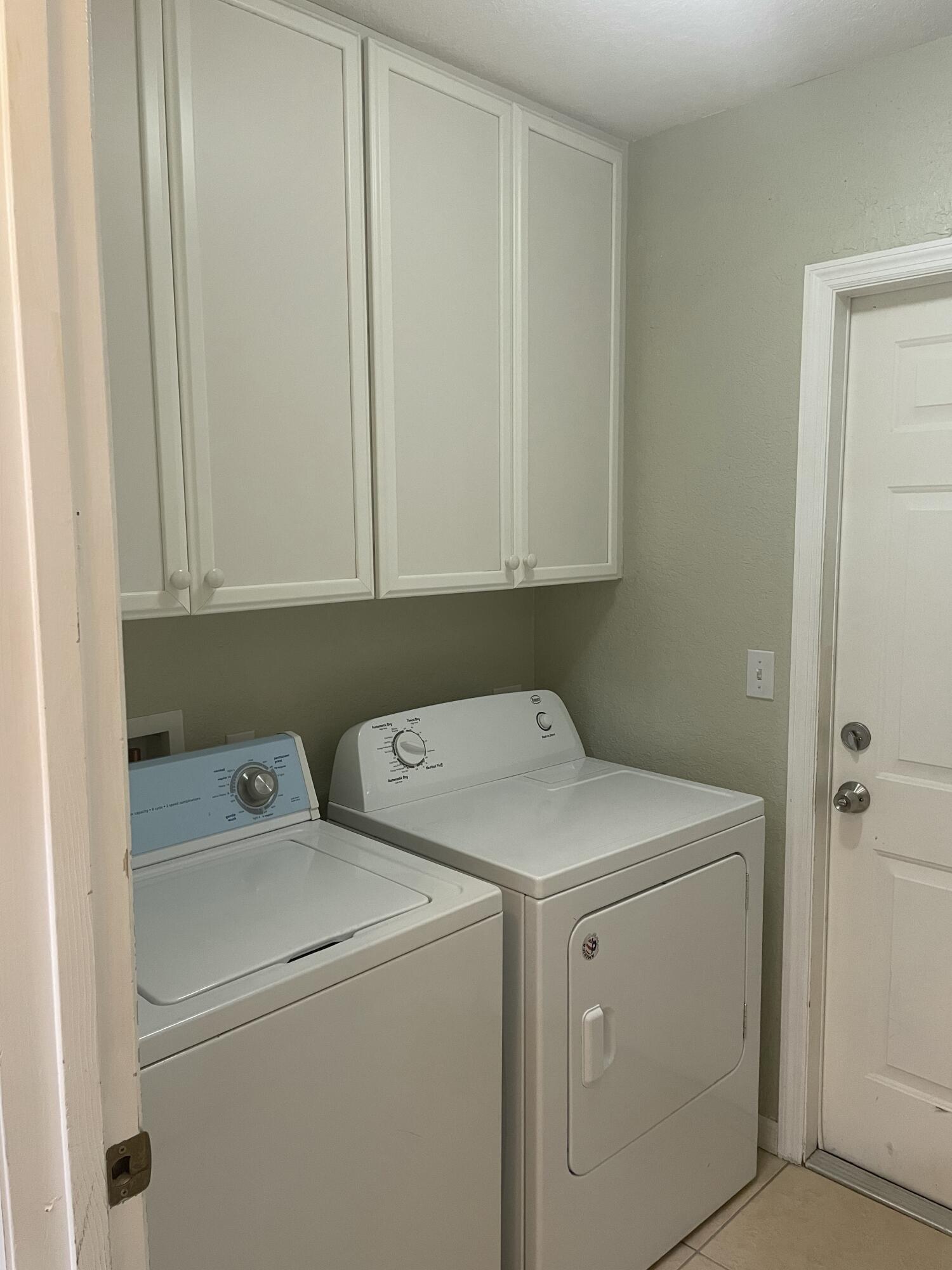 Port Saint Lucie Section 22 - Residential Lease