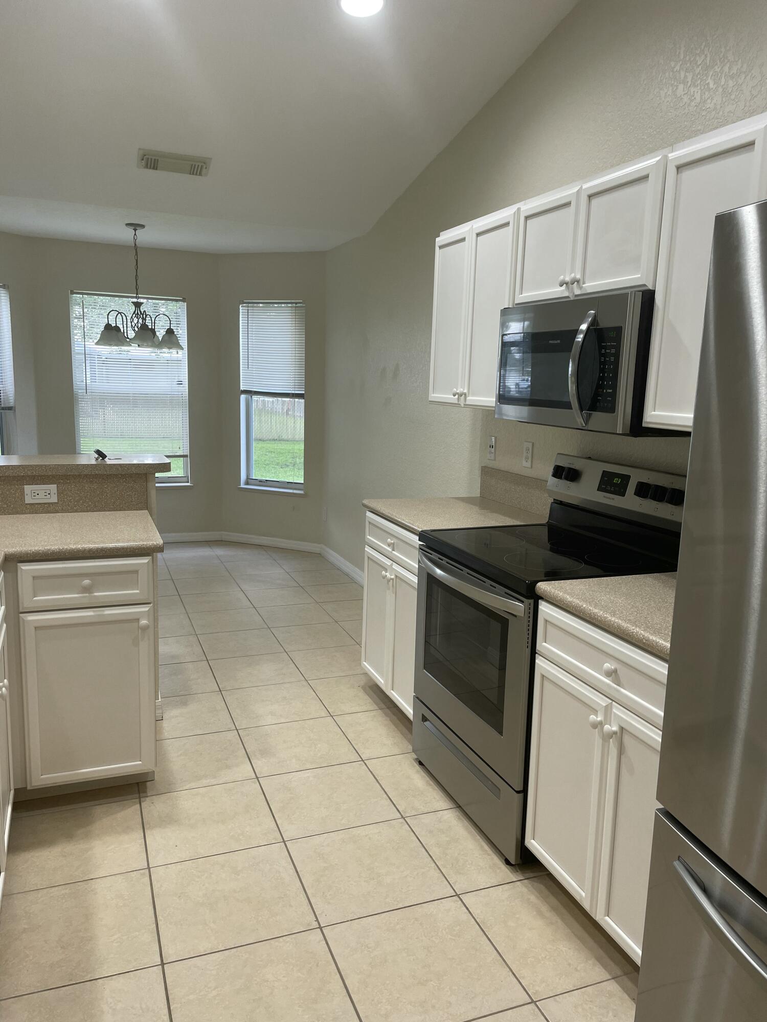 Port Saint Lucie Section 22 - Residential Lease
