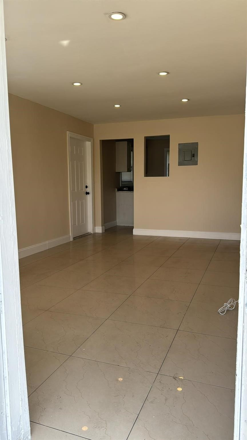 Acrehome Park First Add - Residential Lease