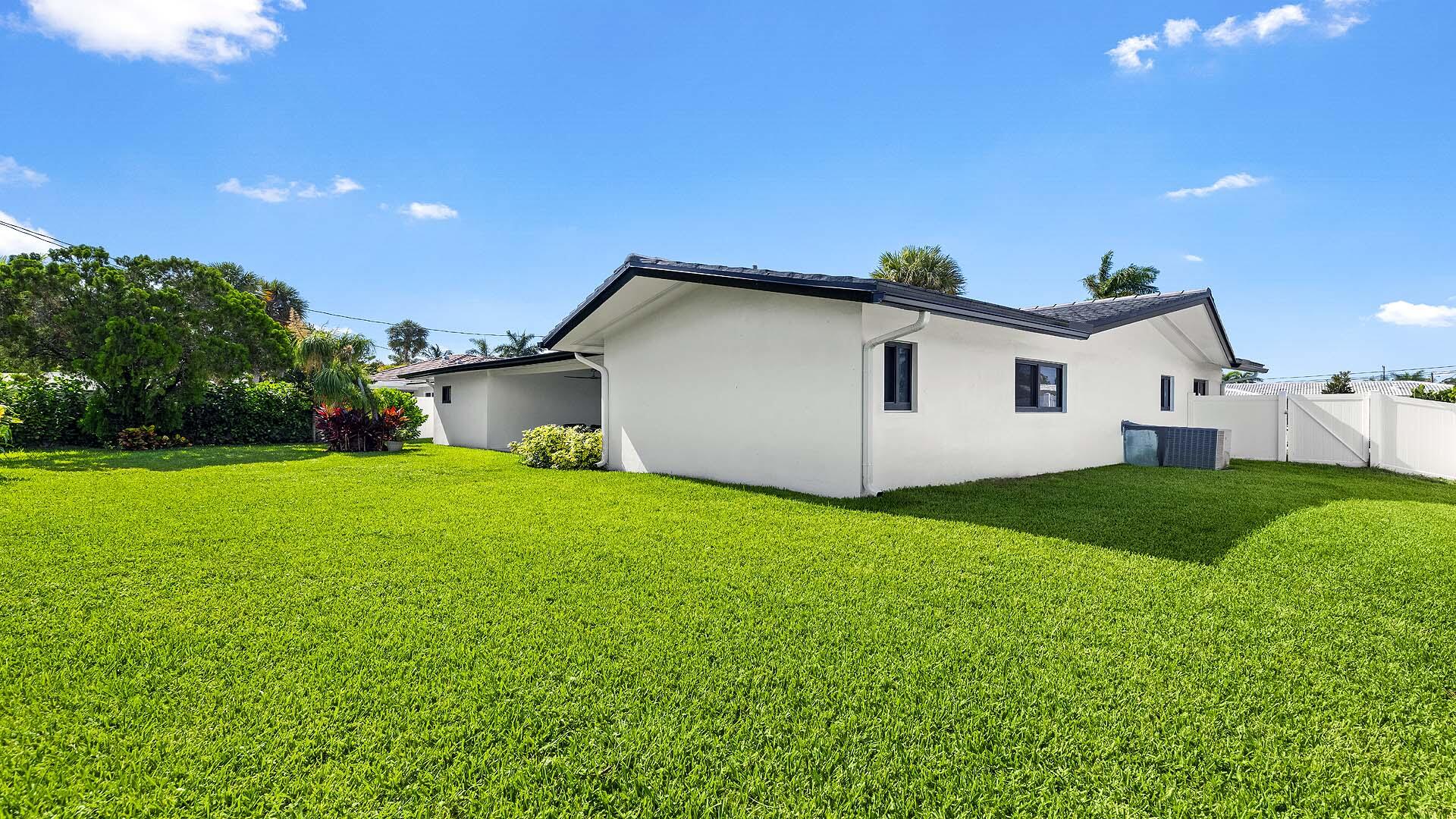 BOCA RATON SQUARE UNIT 8 - Residential