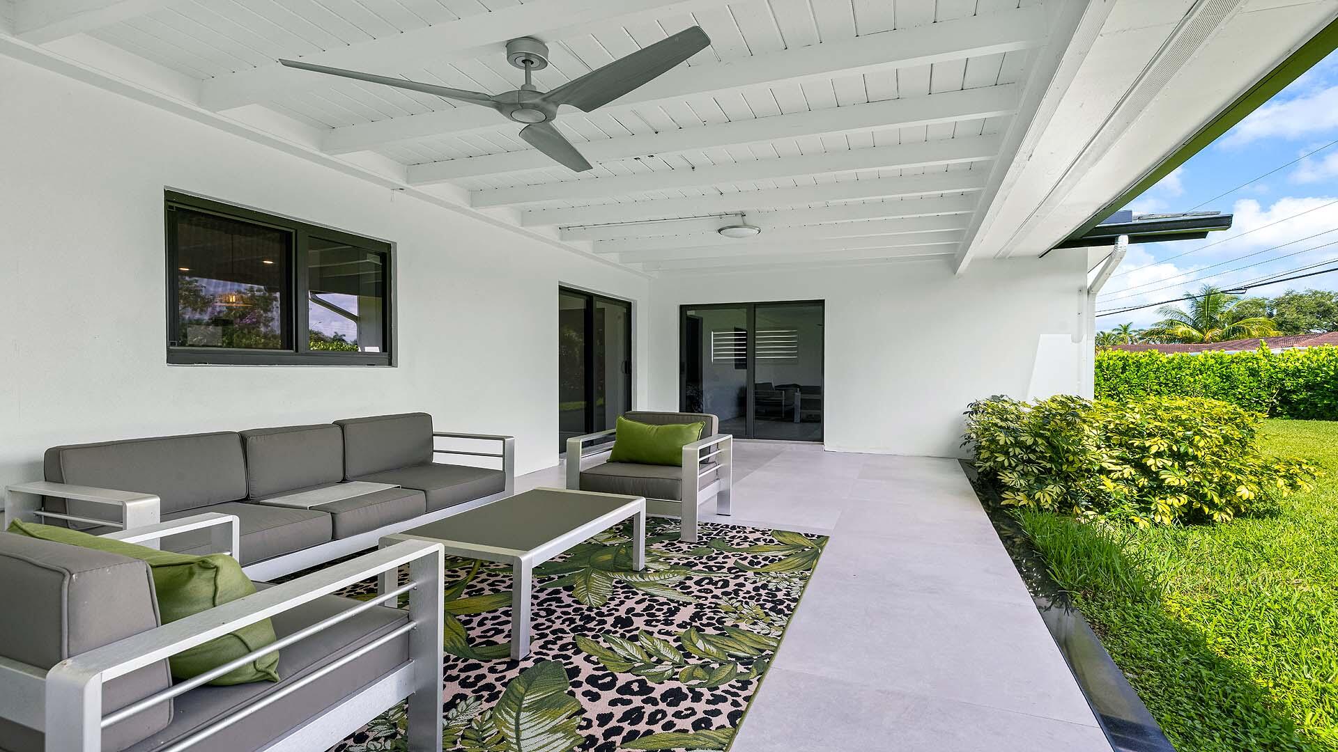 BOCA RATON SQUARE UNIT 8 - Residential