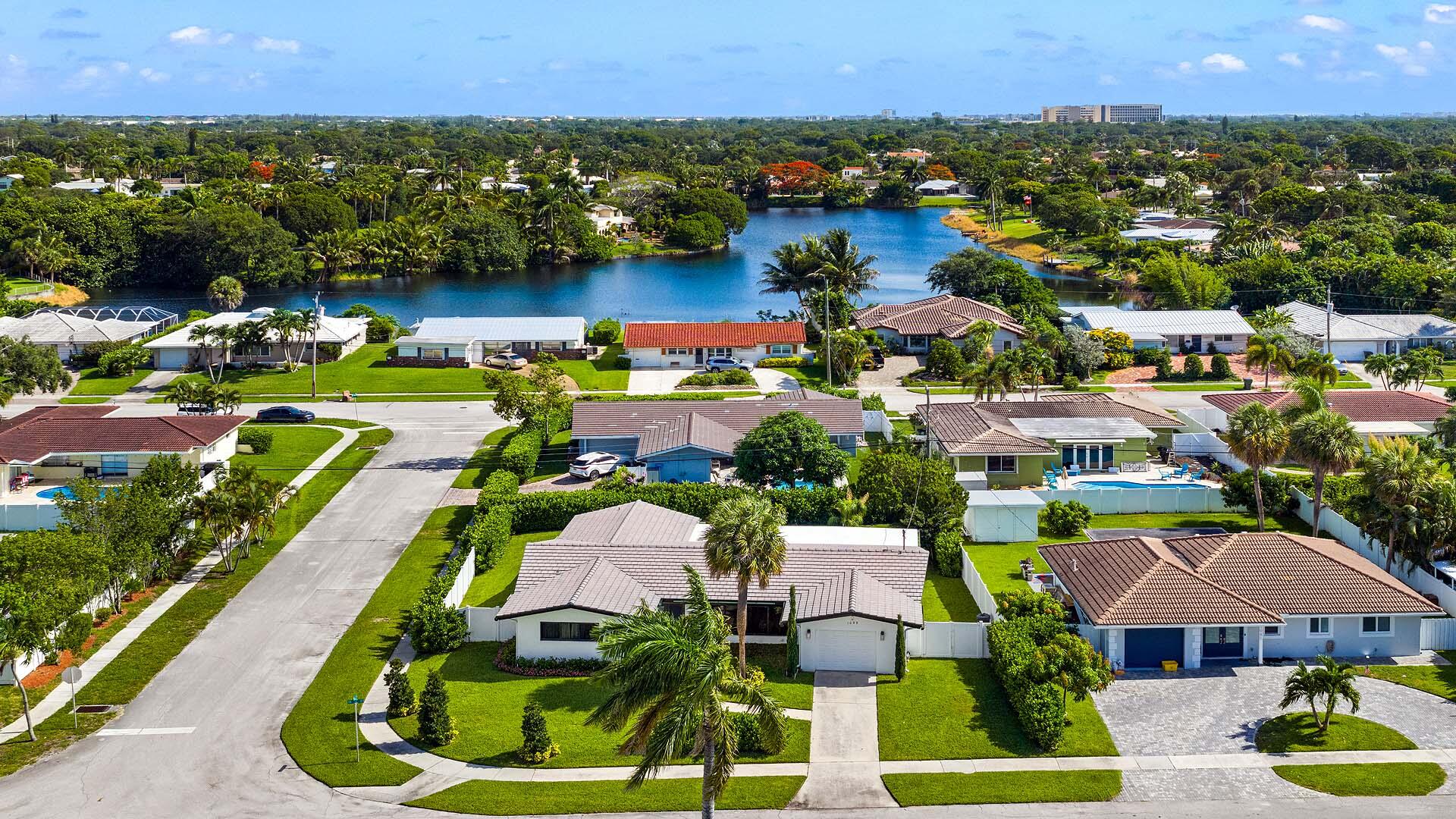 BOCA RATON SQUARE UNIT 8 - Residential