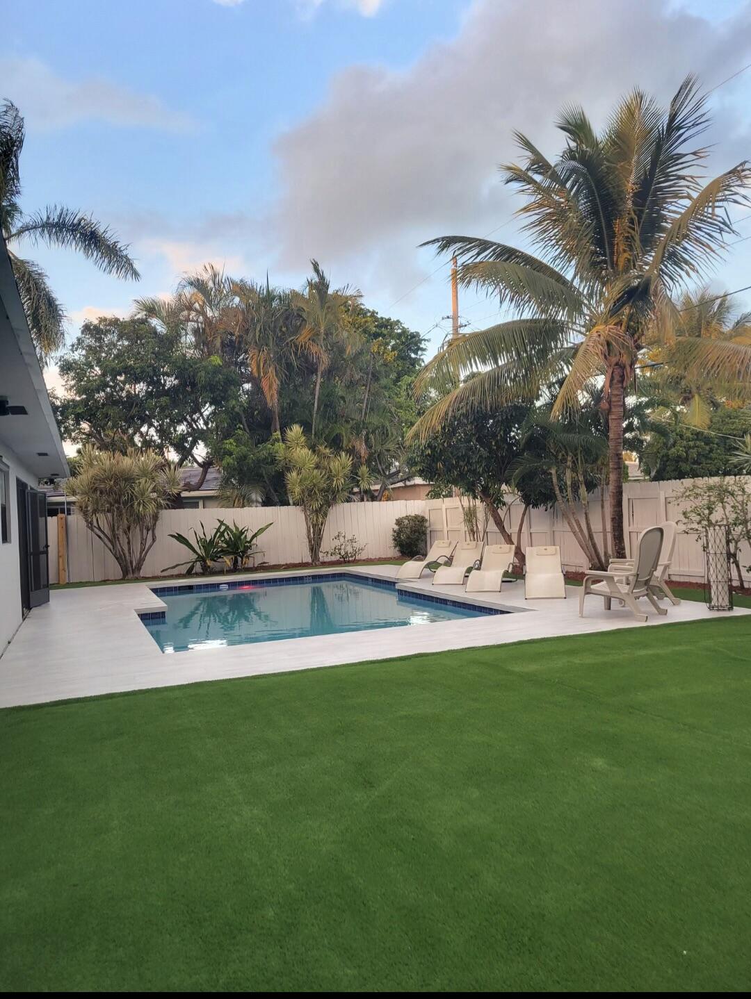 DEERFIELD BEACH GARDENS - Residential Income