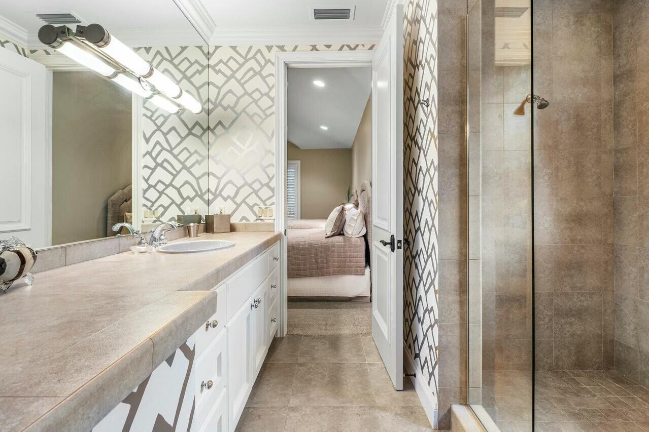FRENCHMANS CREEK PAR B - Residential