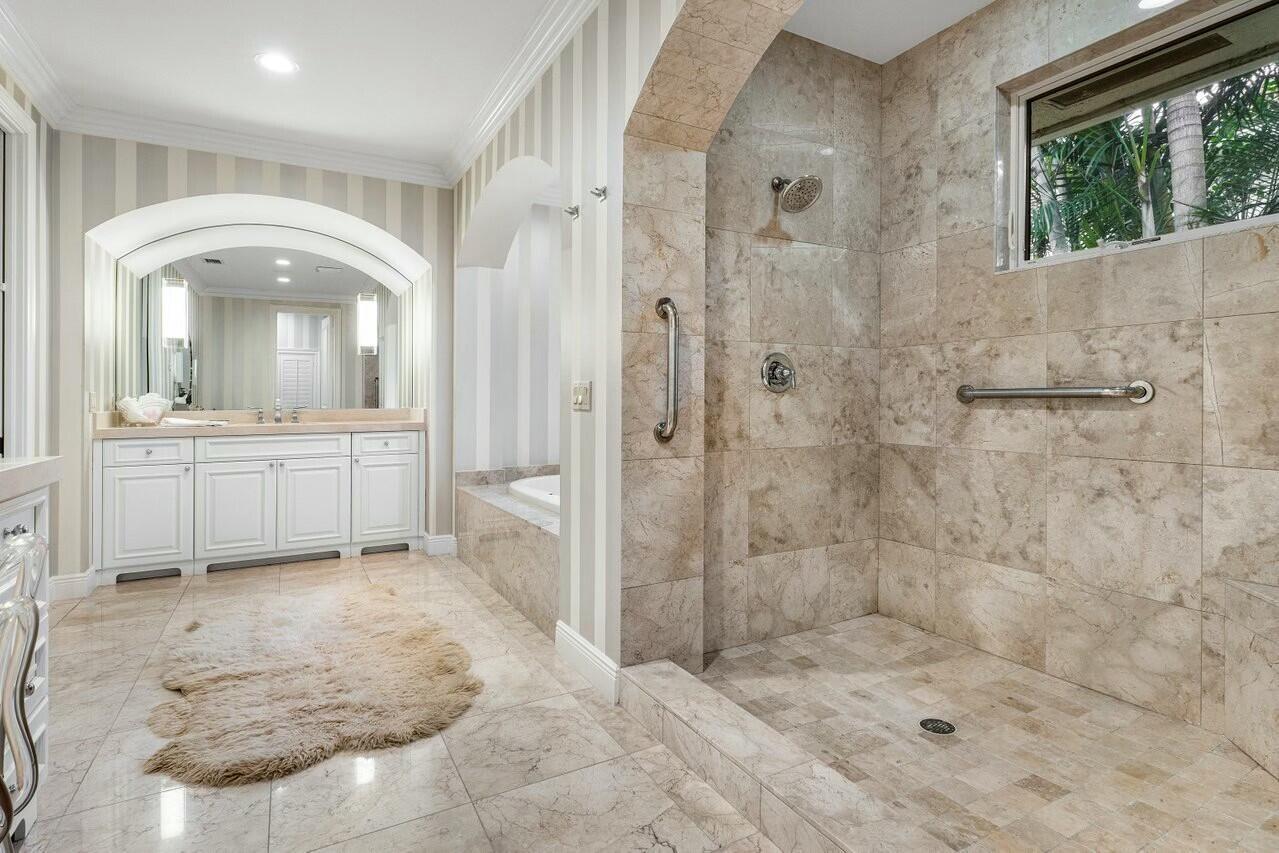 FRENCHMANS CREEK PAR B - Residential