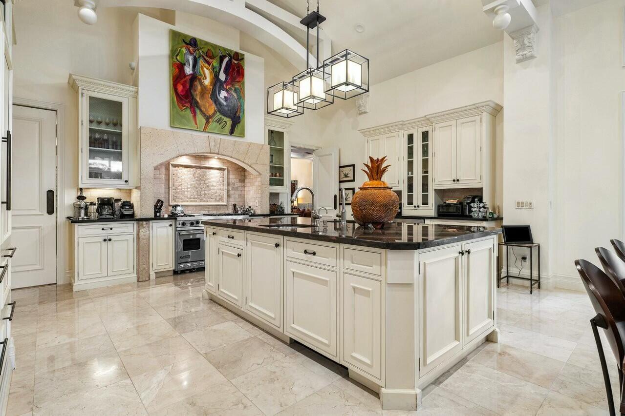 FRENCHMANS CREEK PAR B - Residential