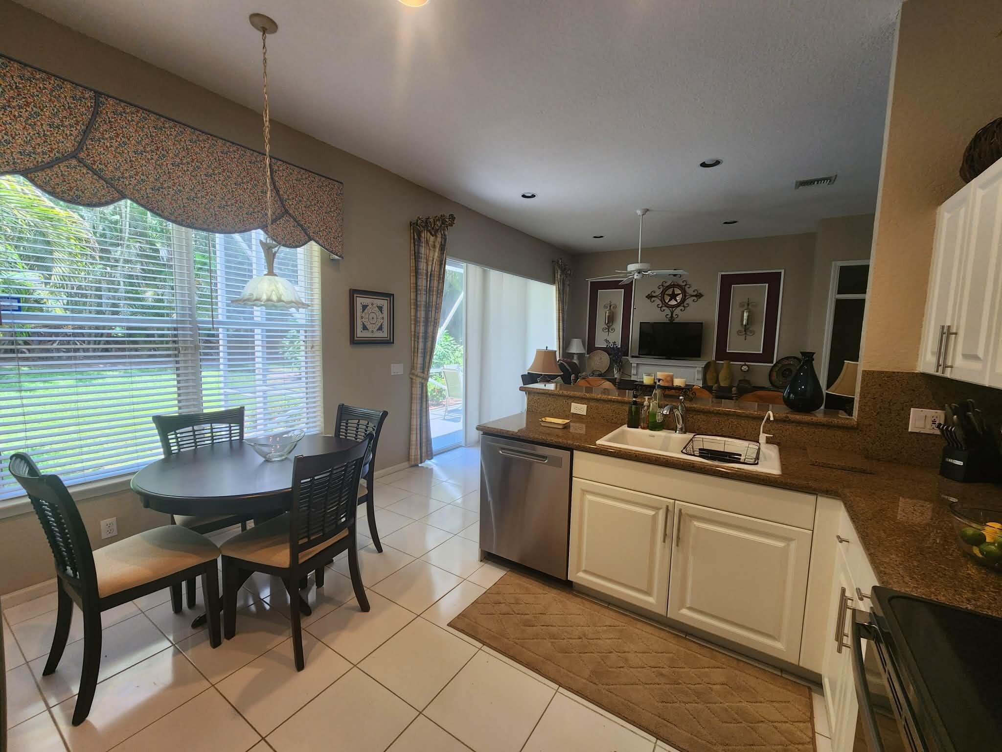 ABERDEEN 18 - Residential Lease