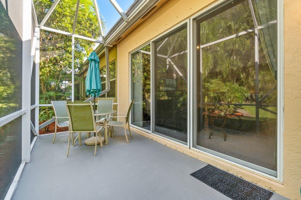 ABERDEEN 18 - Residential Lease