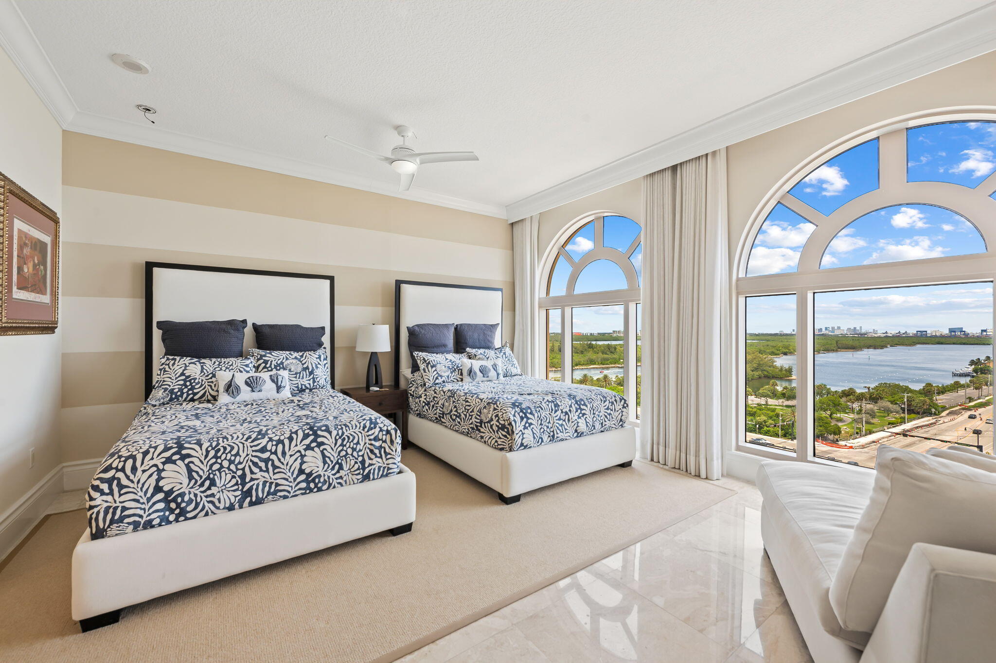 VILLAS OF POSITANO CONDO - Residential