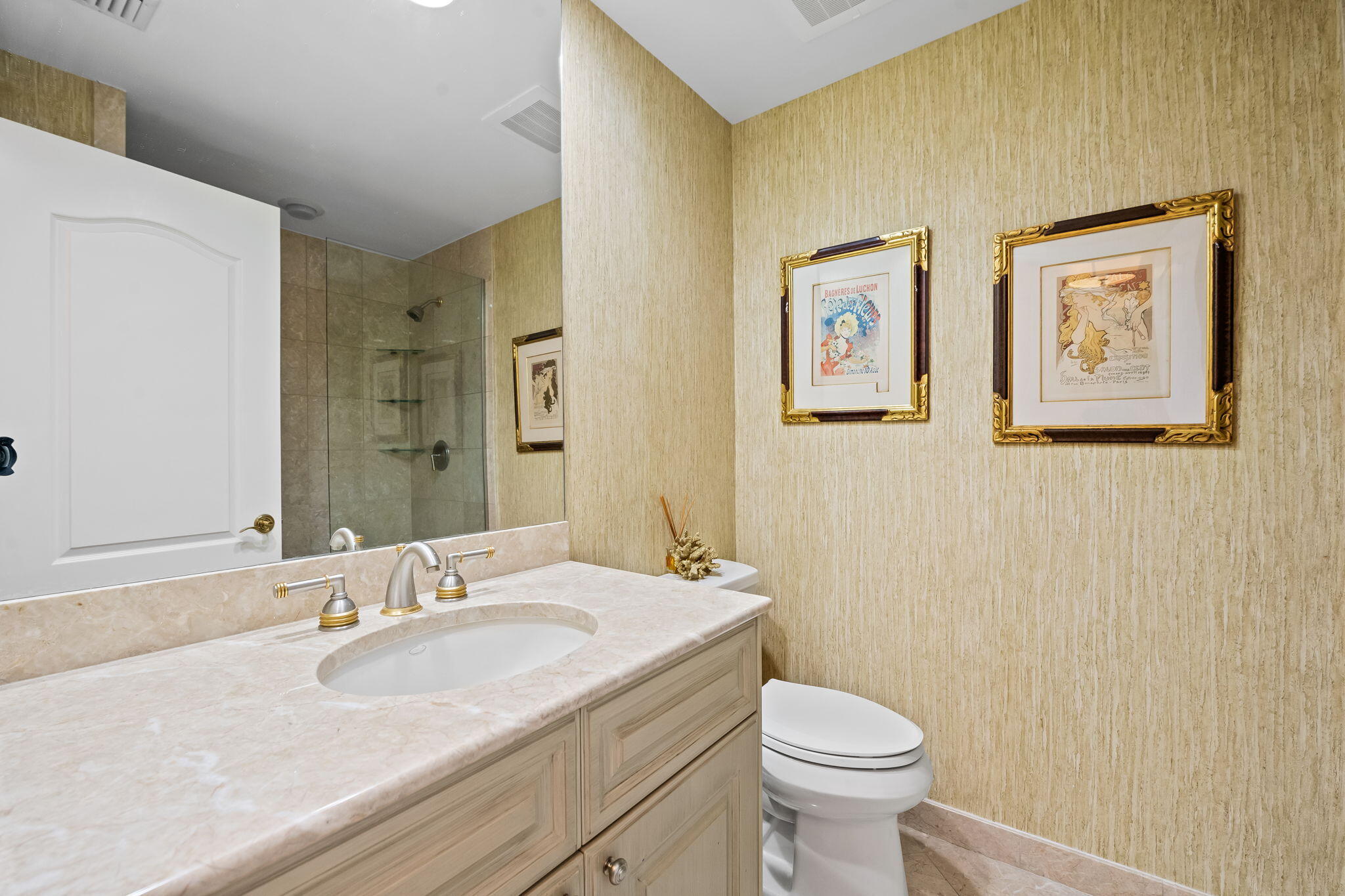 VILLAS OF POSITANO CONDO - Residential