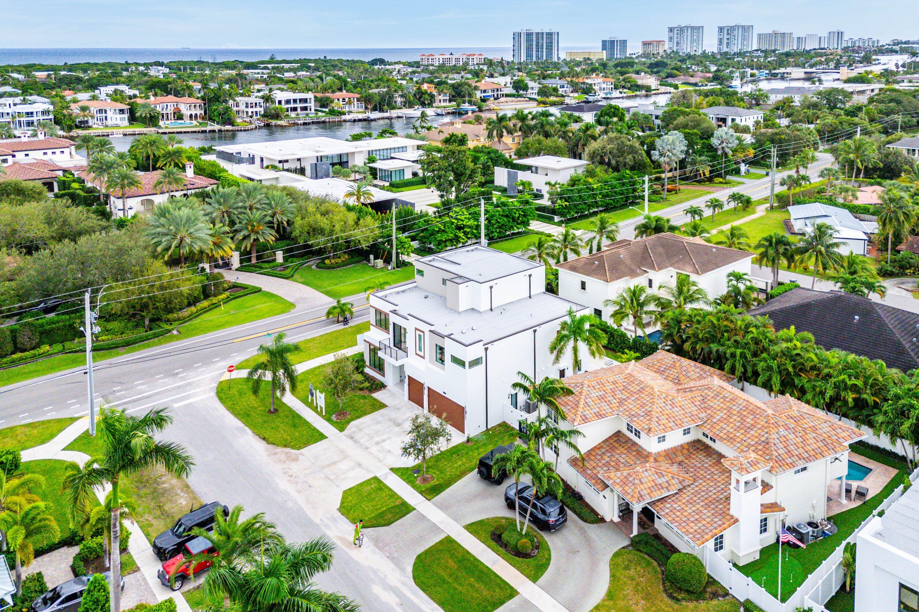 BOCA VILLAS - Residential