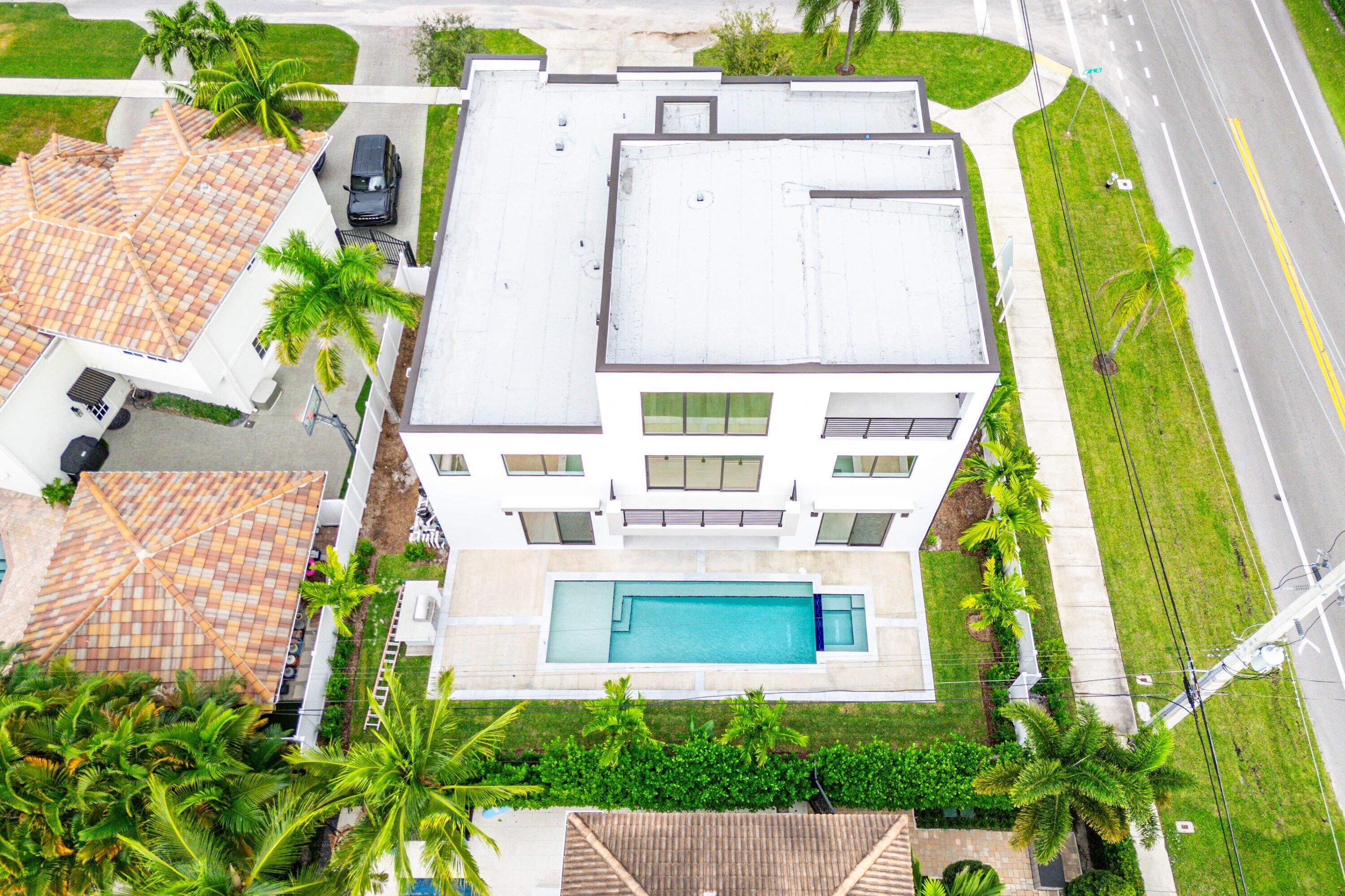BOCA VILLAS - Residential
