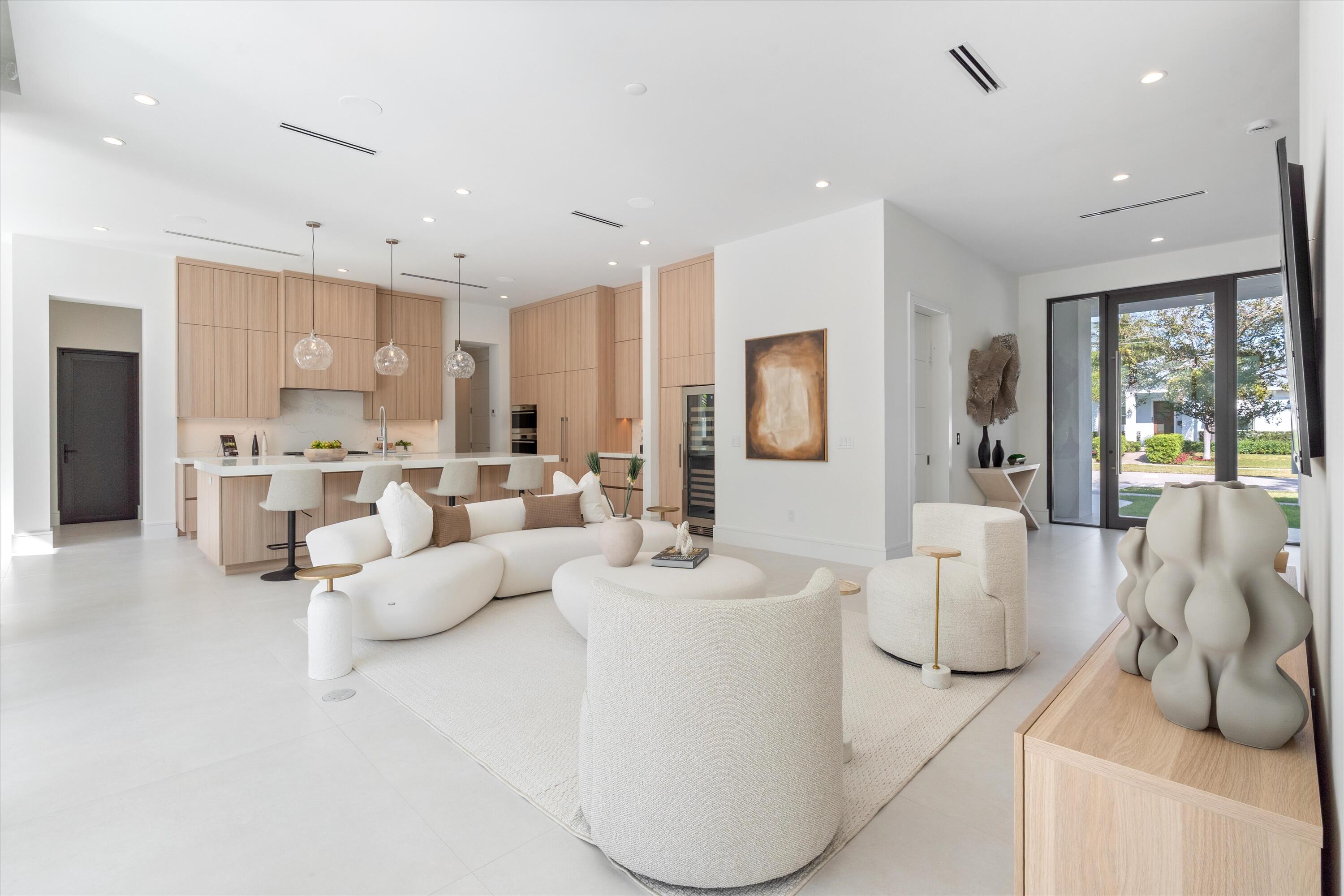 BOCA VILLAS - Residential