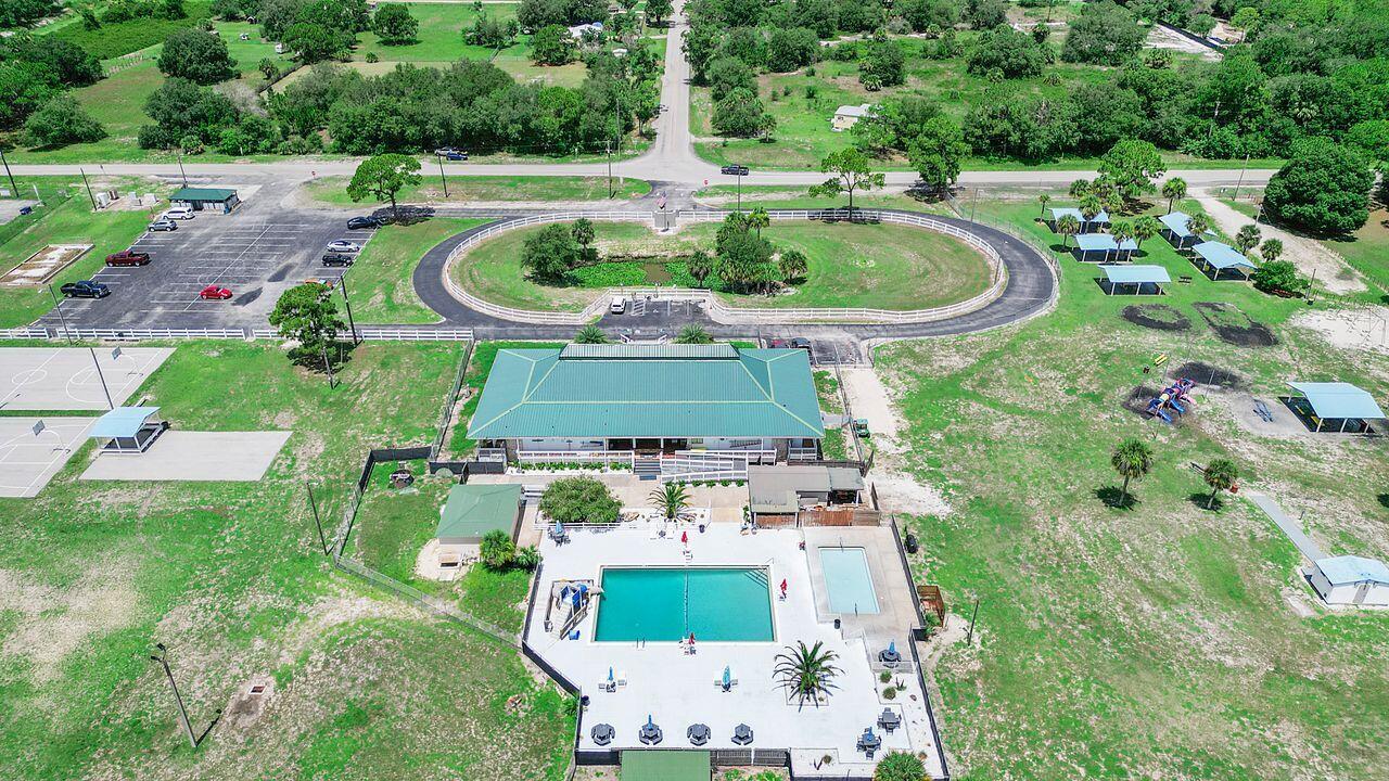 MONTURA RANCH ESTATES 1 ST S/D - Residential