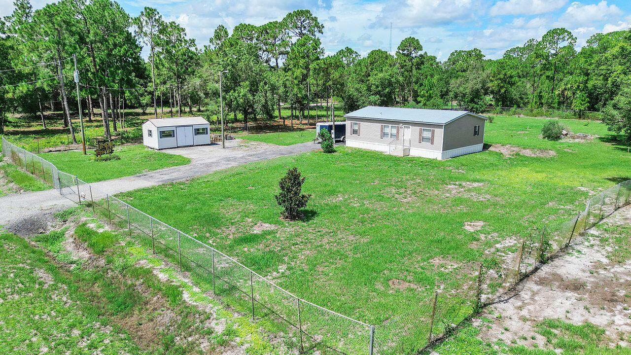 MONTURA RANCH ESTATES 1 ST S/D - Residential