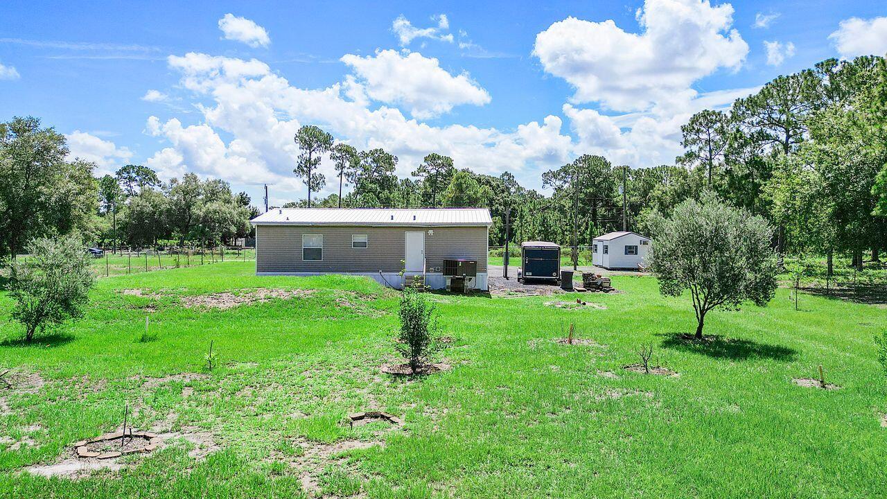 MONTURA RANCH ESTATES 1 ST S/D - Residential
